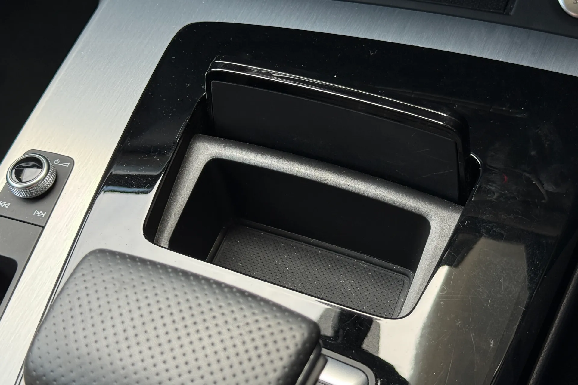 Audi Q5 thumbnail image number 32