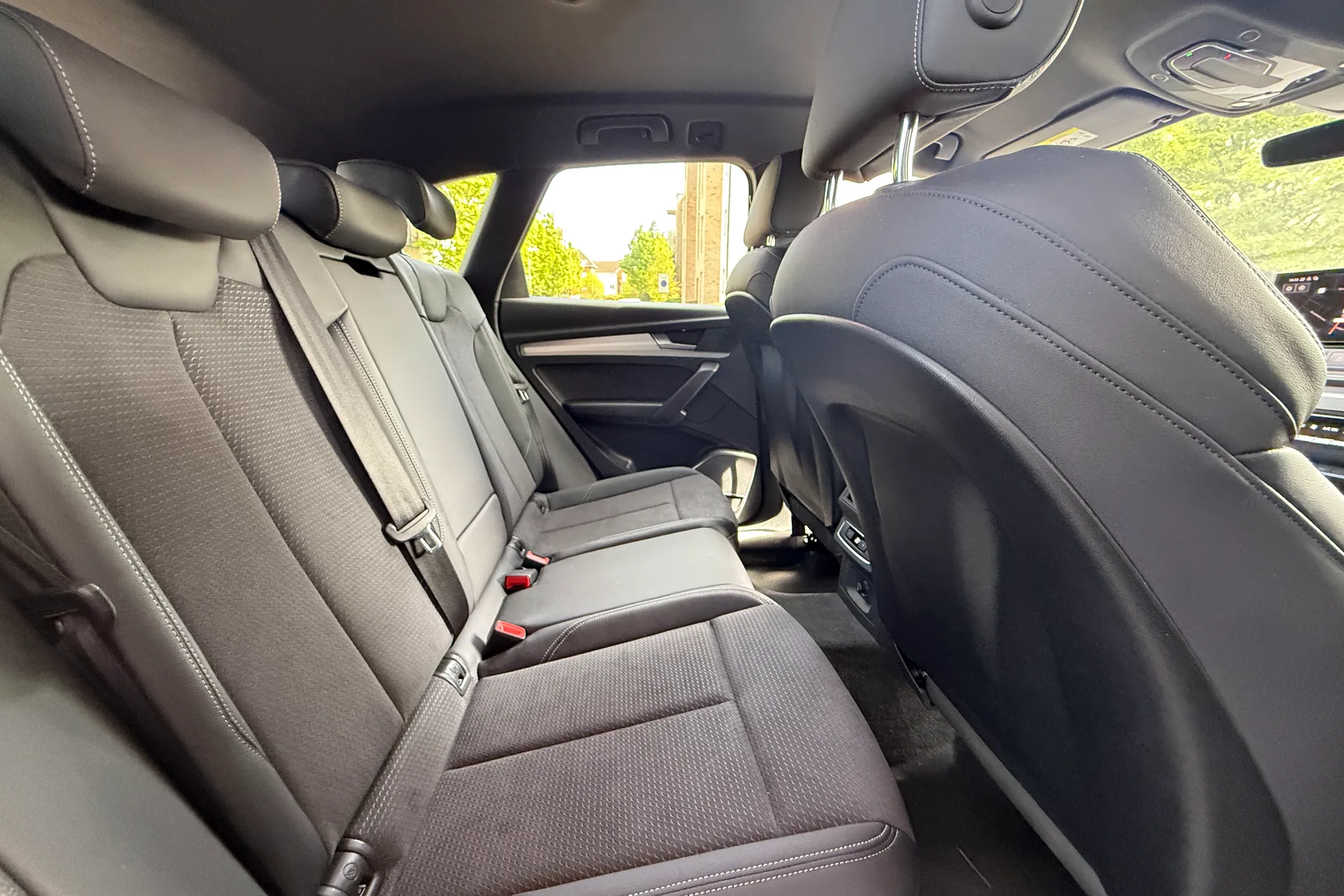 Audi Q5 thumbnail image number 42