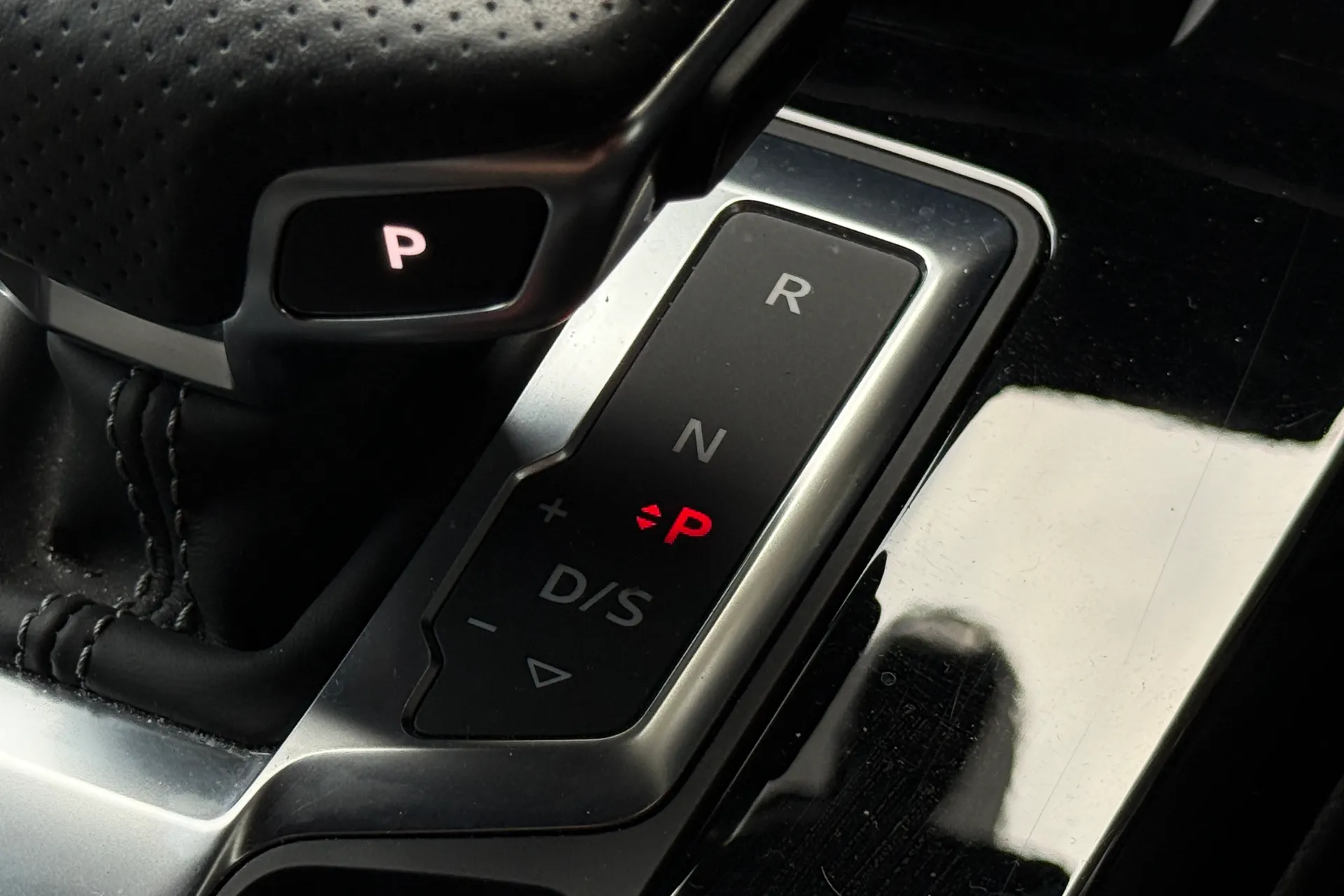 Audi Q5 thumbnail image number 34