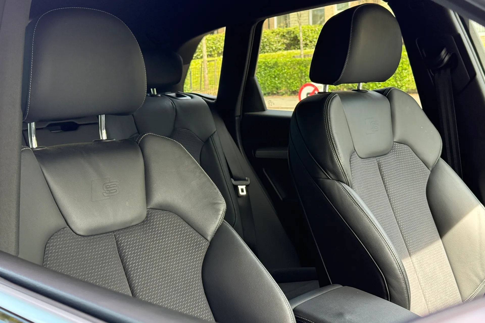 Audi Q5 thumbnail image number 38