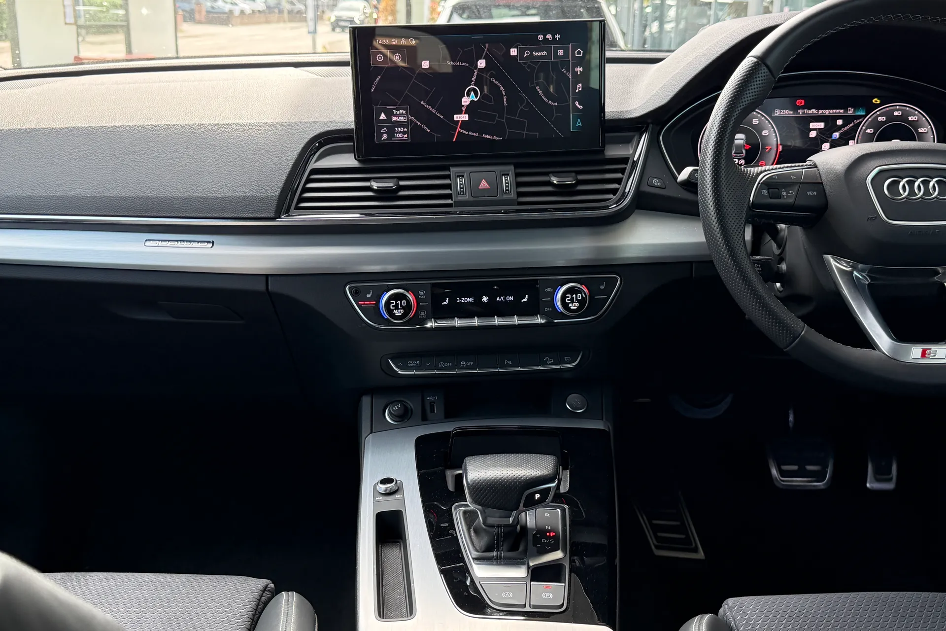 Audi Q5 thumbnail image number 45