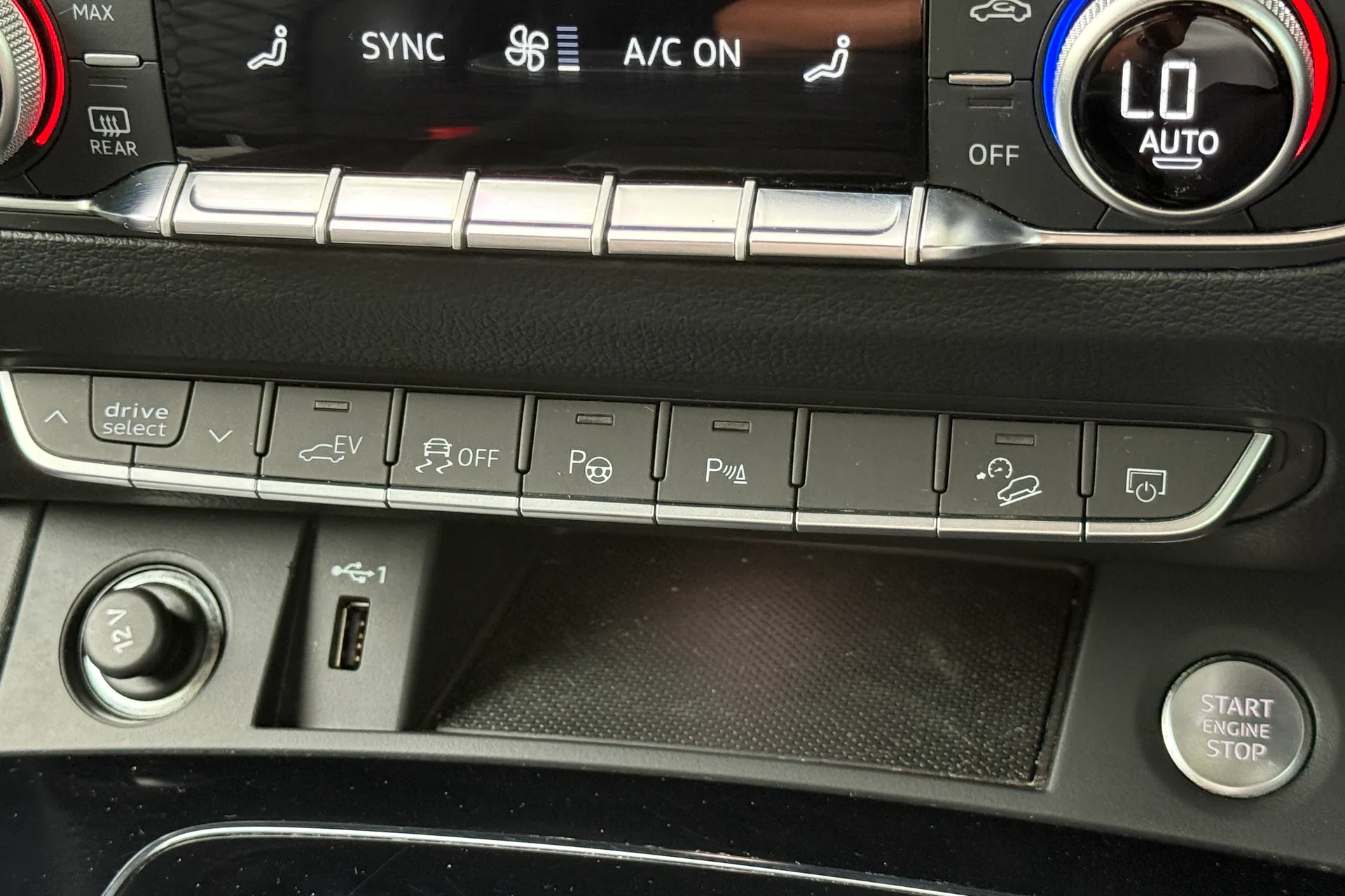 Audi Q5 thumbnail image number 23