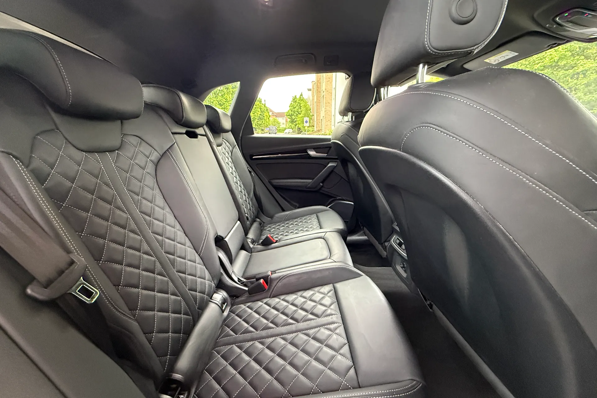 Audi Q5 thumbnail image number 40