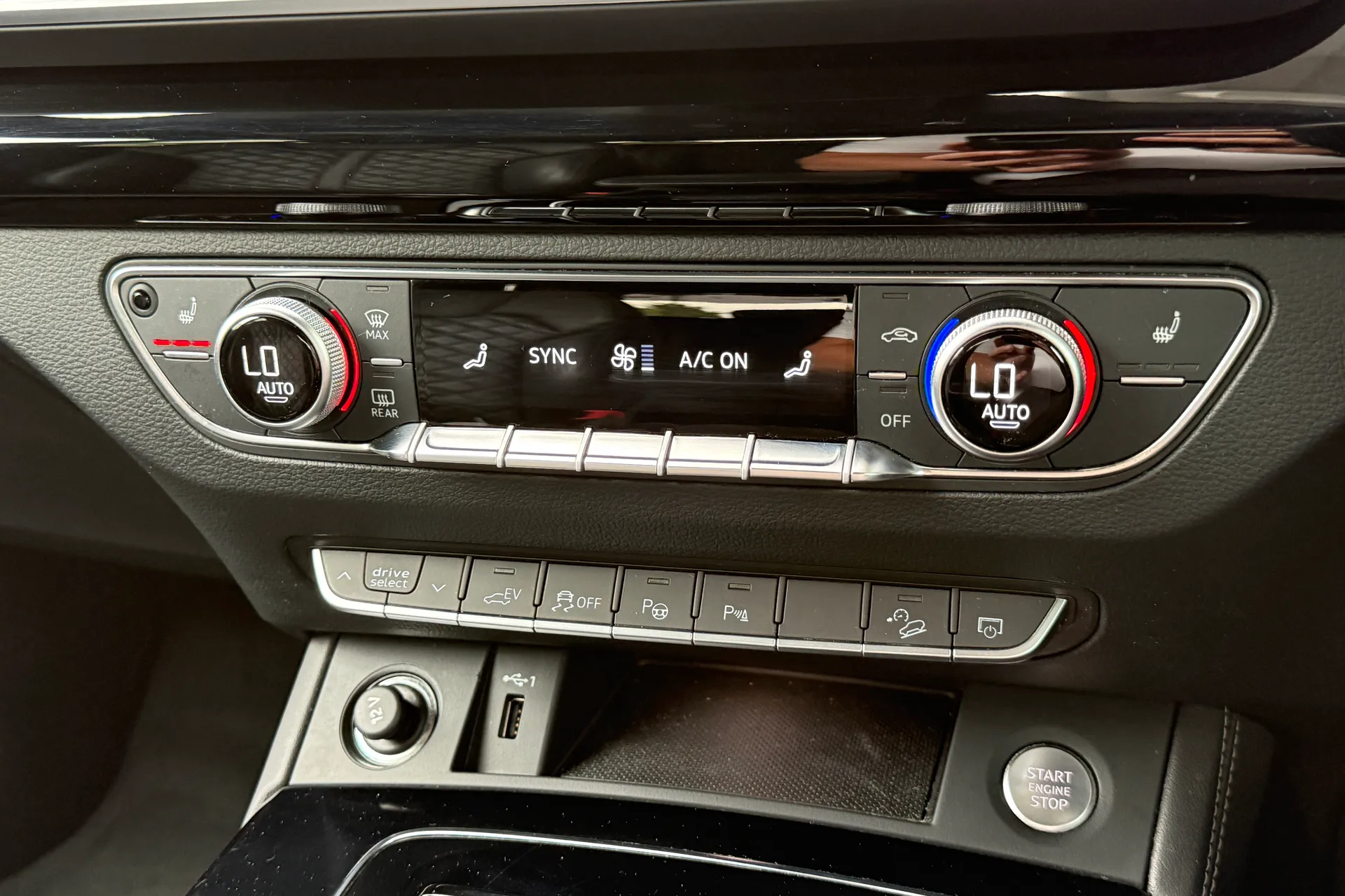Audi Q5 thumbnail image number 20
