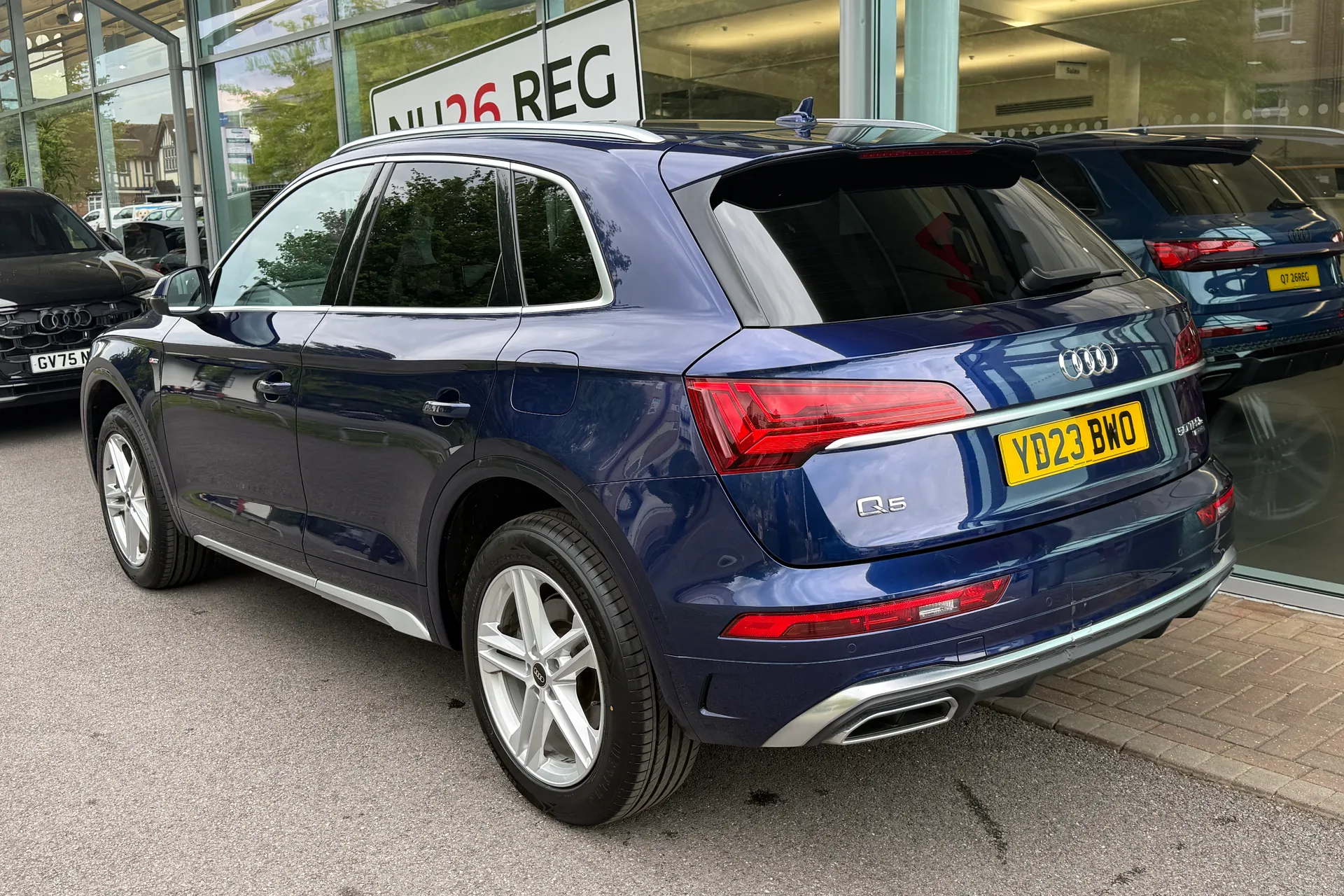 Audi Q5 thumbnail image number 11