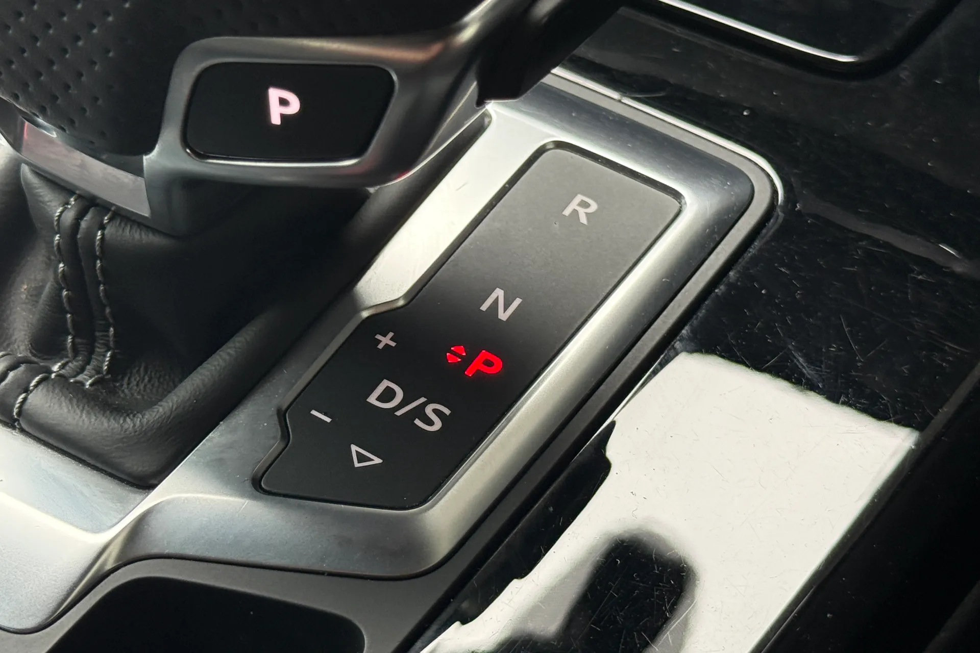 Audi Q5 thumbnail image number 26