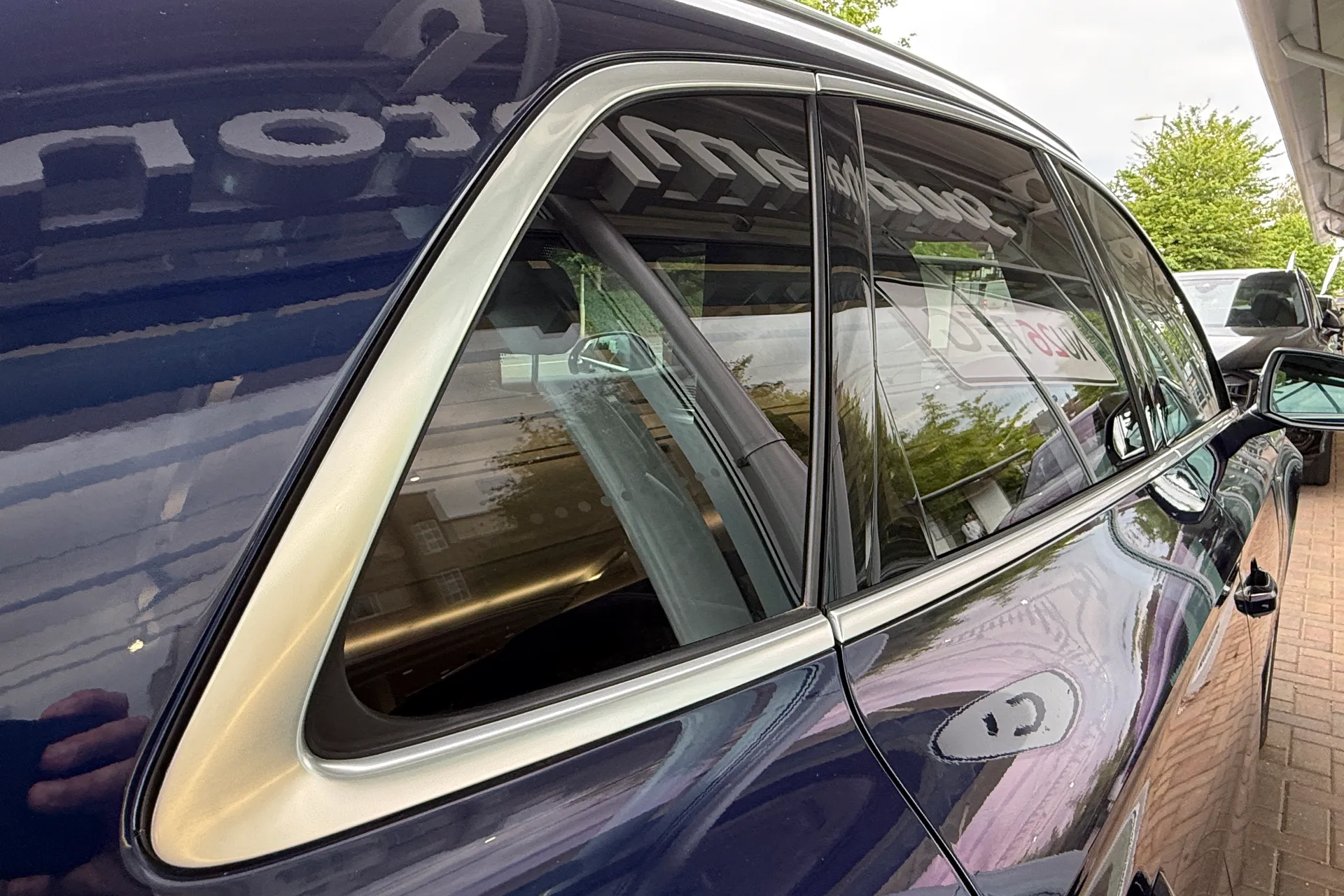 Audi Q5 thumbnail image number 37