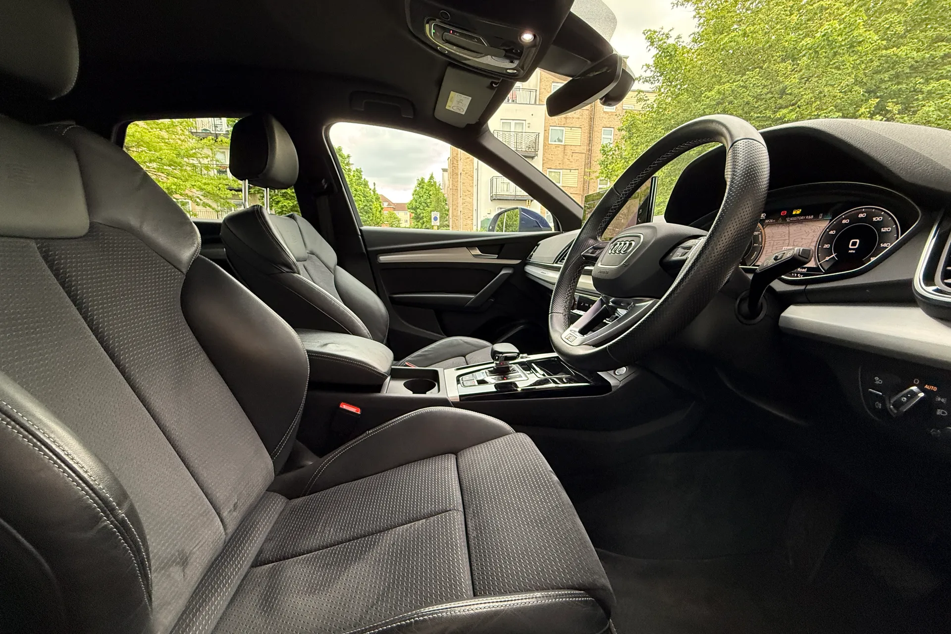 Audi Q5 thumbnail image number 33