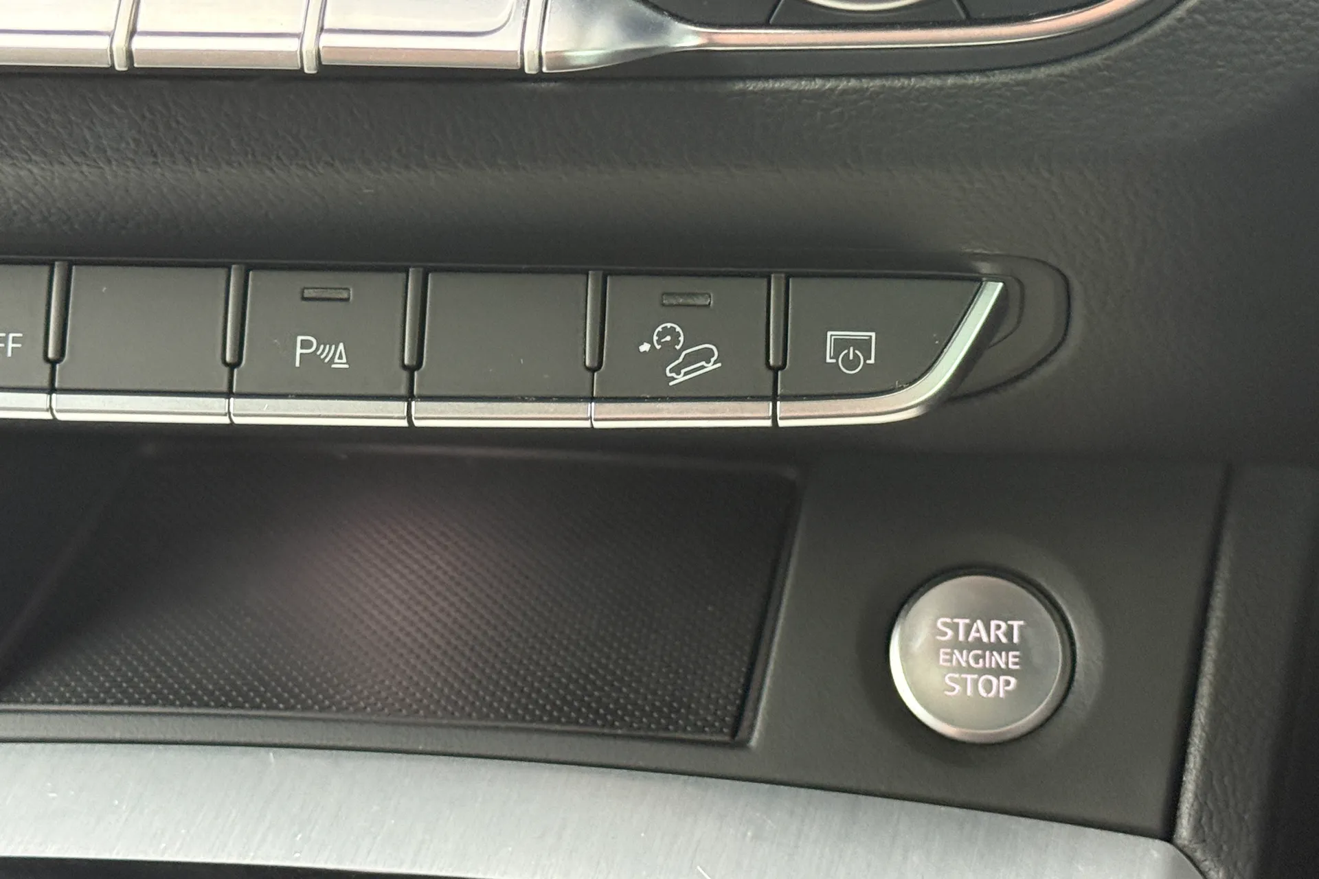 Audi Q5 thumbnail image number 22