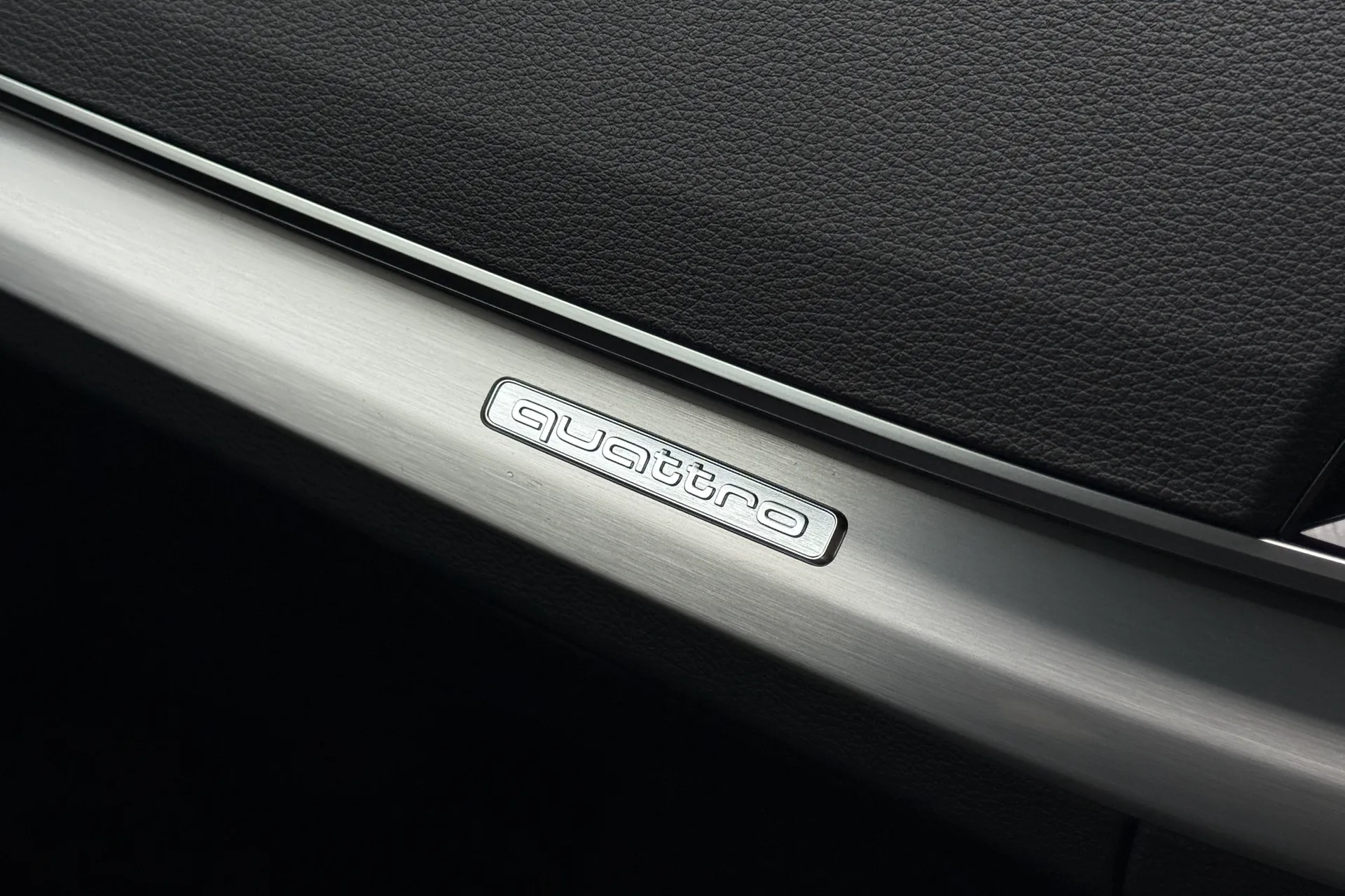 Audi Q5 thumbnail image number 29