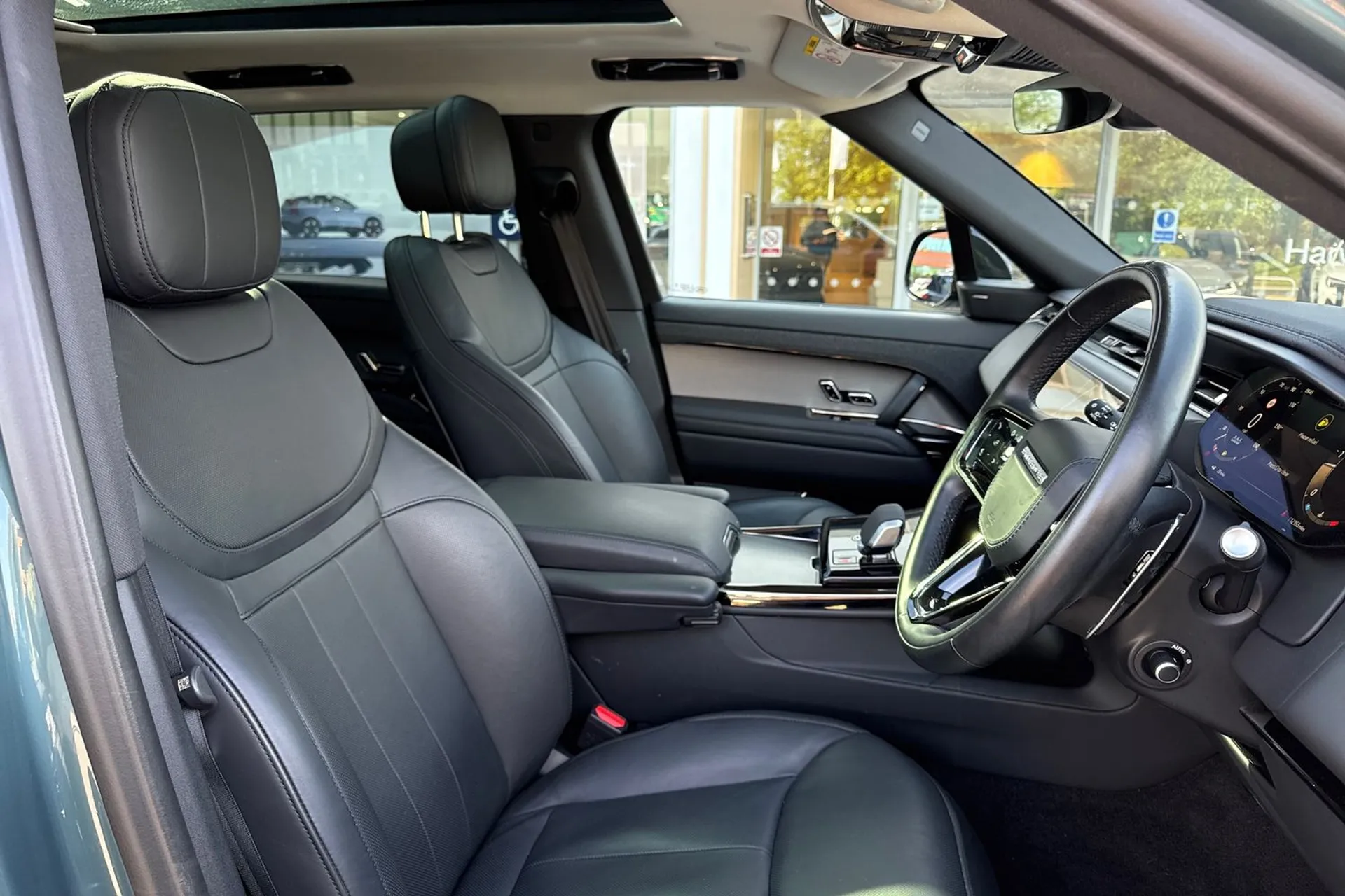 LAND ROVER RANGE ROVER SPORT thumbnail image number 26