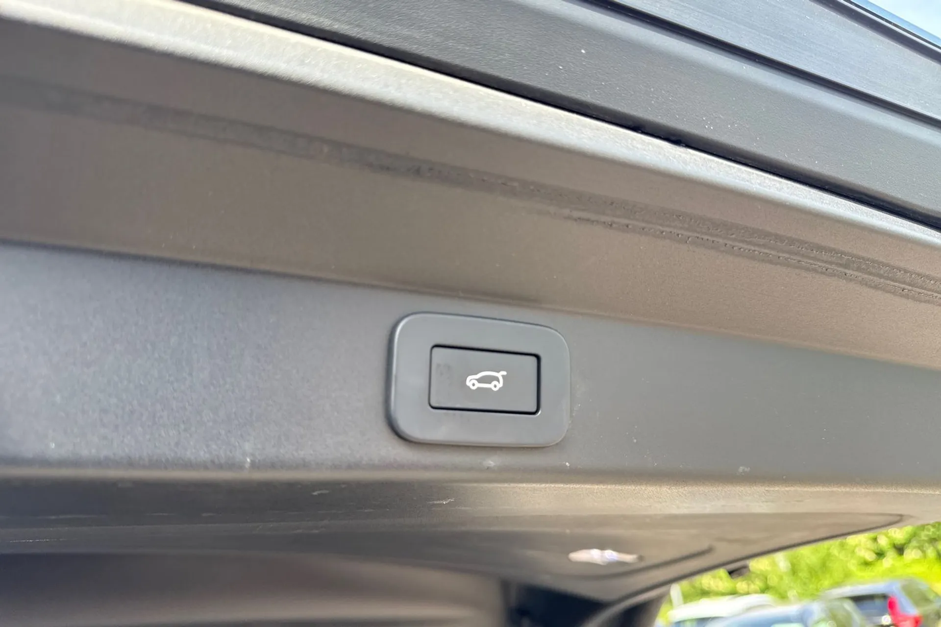 LAND ROVER RANGE ROVER SPORT thumbnail image number 21