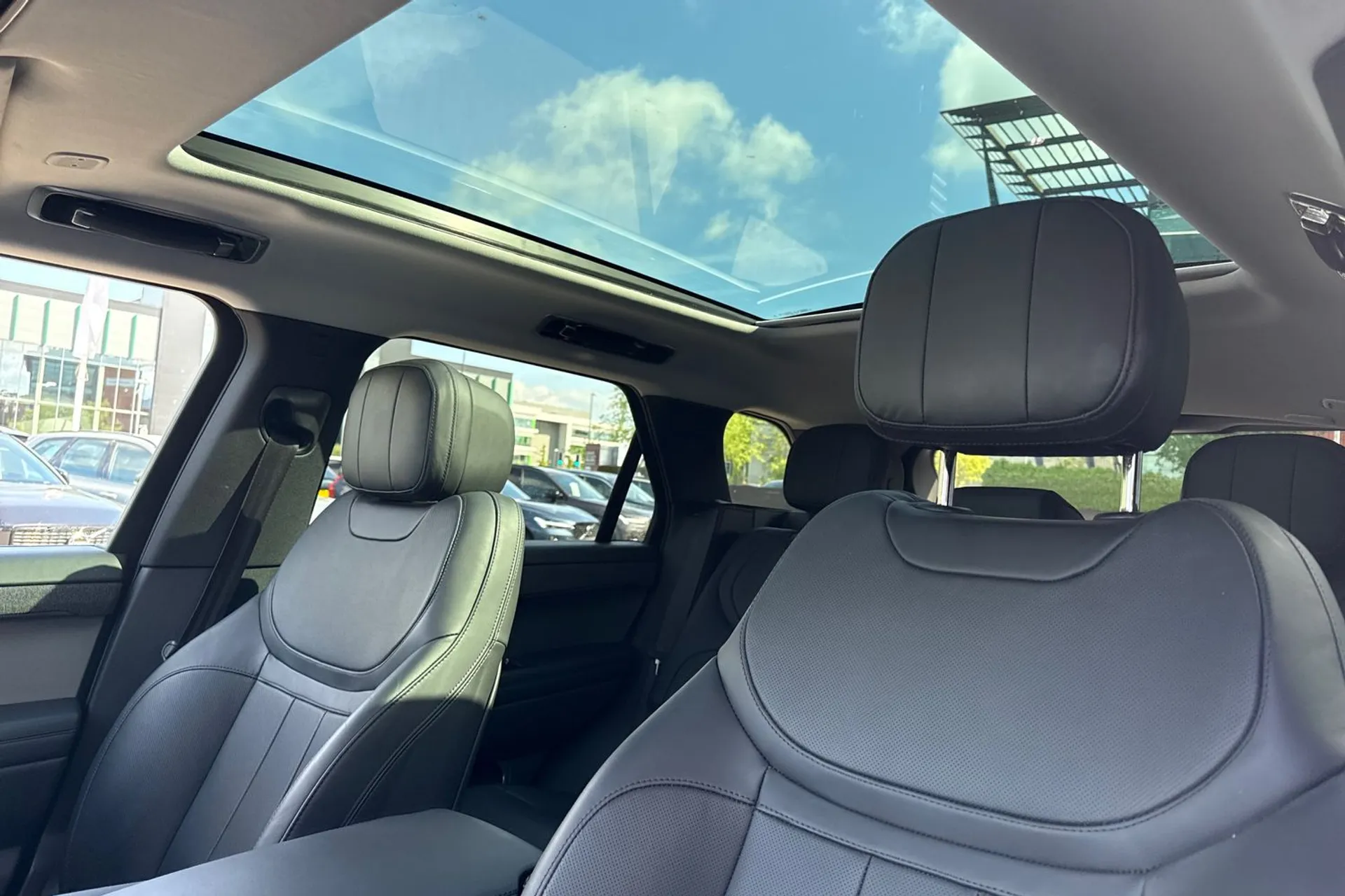 LAND ROVER RANGE ROVER SPORT thumbnail image number 29
