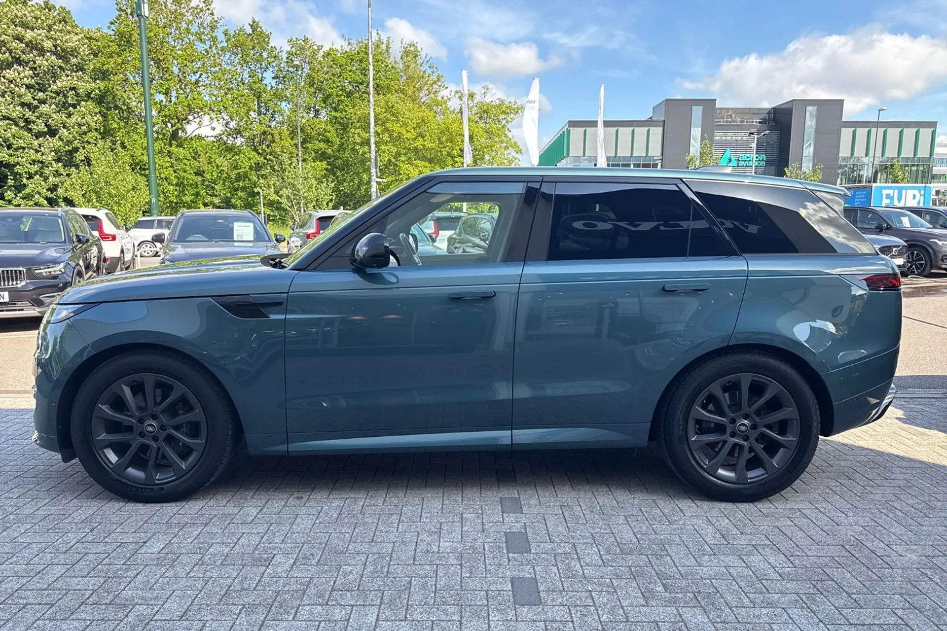 LAND ROVER RANGE ROVER SPORT thumbnail image number 11