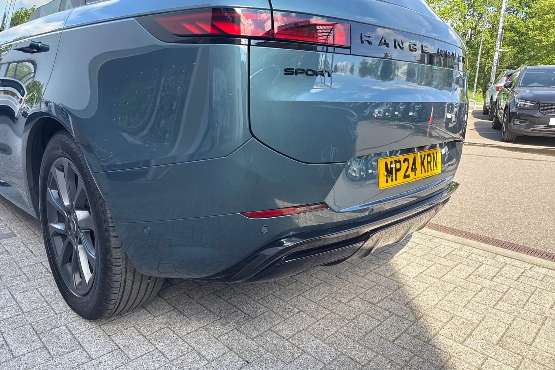 LAND ROVER RANGE ROVER SPORT thumbnail image number 18
