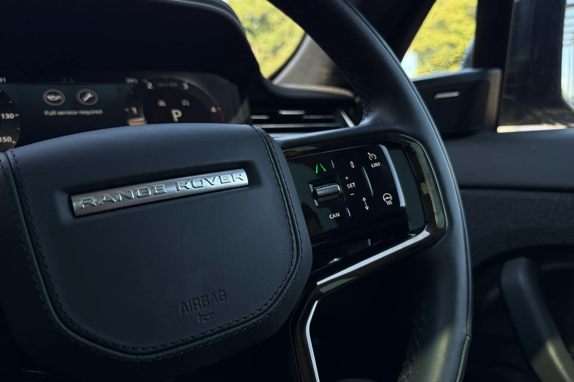 LAND ROVER RANGE ROVER SPORT thumbnail image number 36