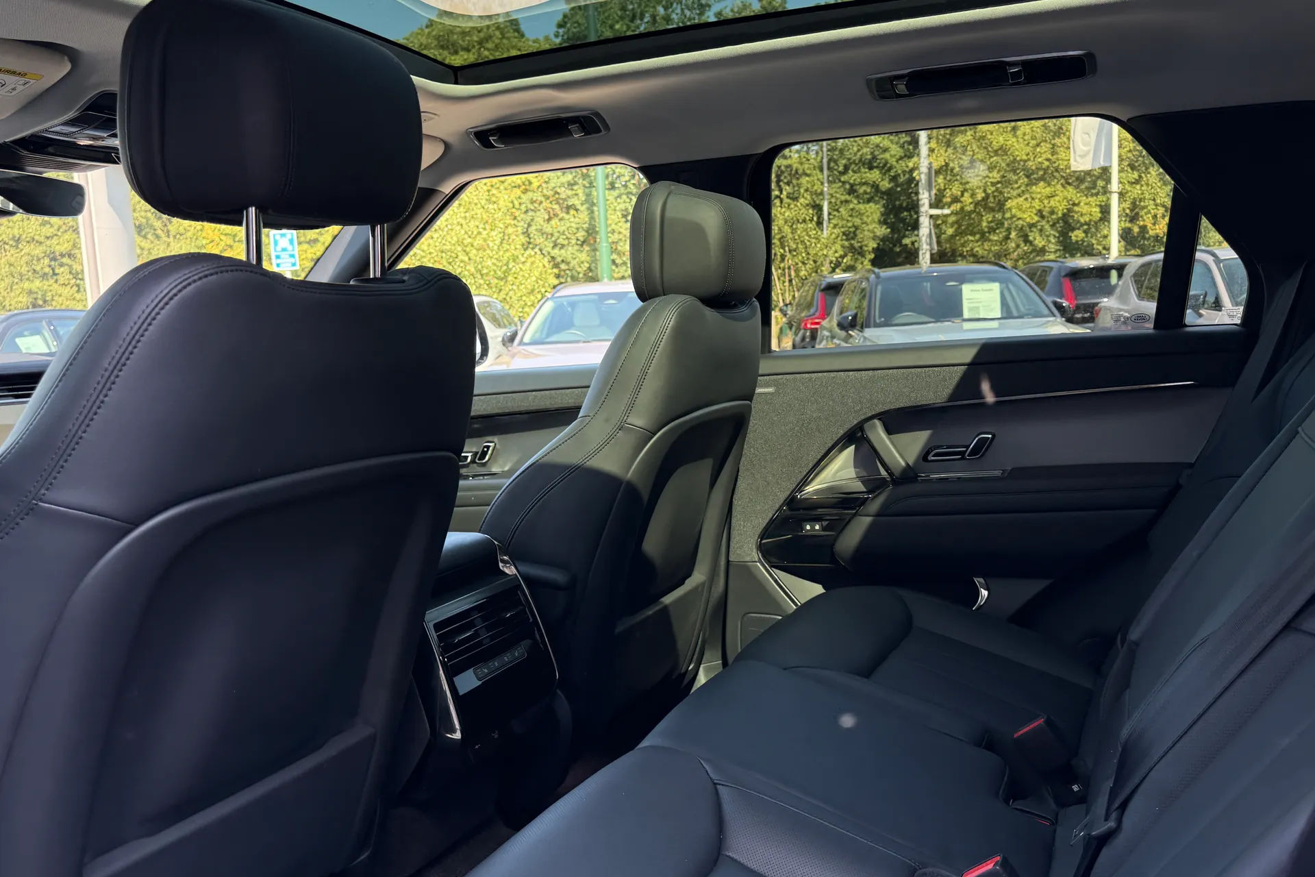 LAND ROVER RANGE ROVER SPORT thumbnail image number 28