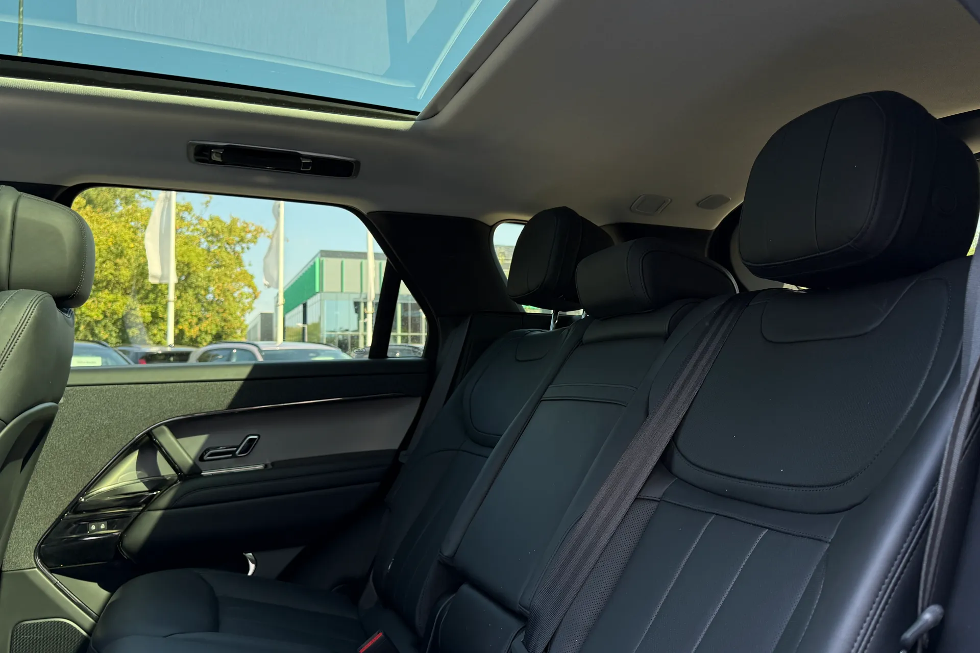 LAND ROVER RANGE ROVER SPORT thumbnail image number 29