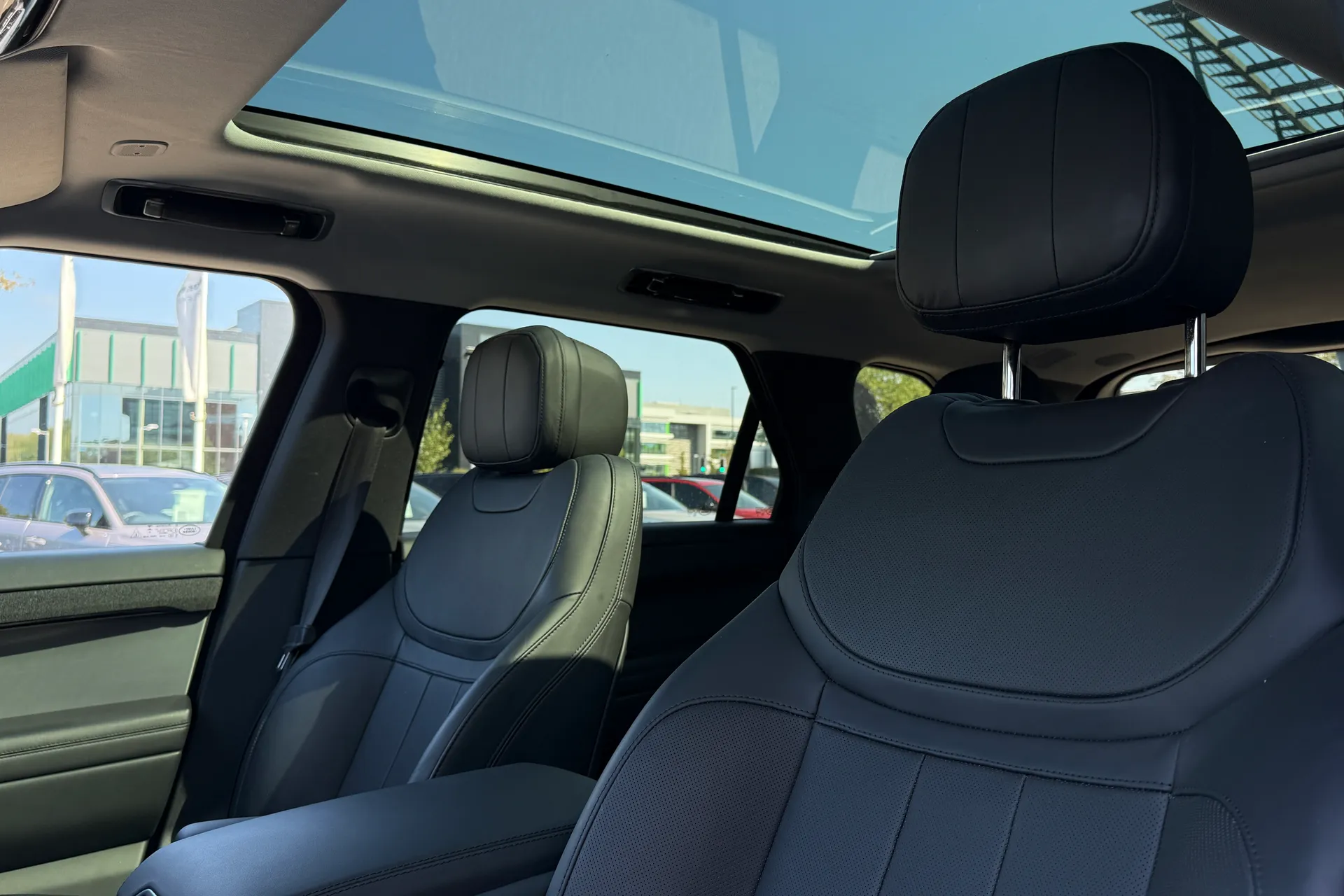 LAND ROVER RANGE ROVER SPORT thumbnail image number 26