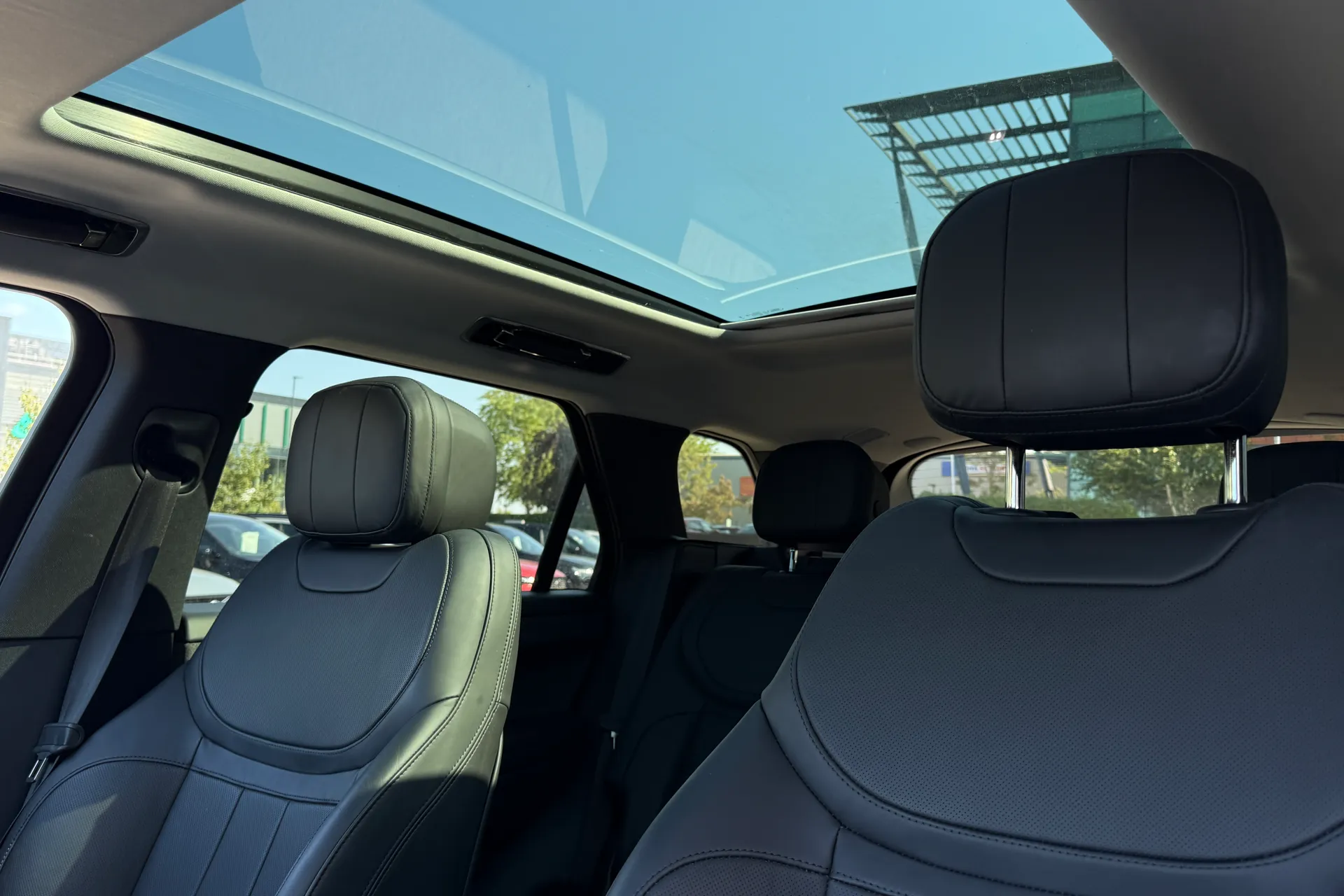 LAND ROVER RANGE ROVER SPORT thumbnail image number 27