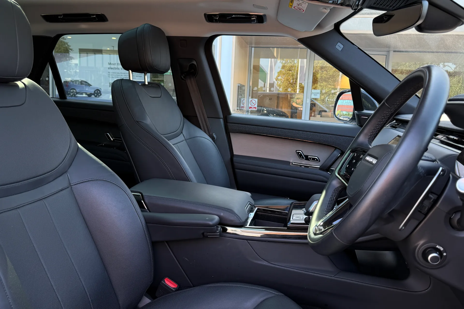 LAND ROVER RANGE ROVER SPORT thumbnail image number 24