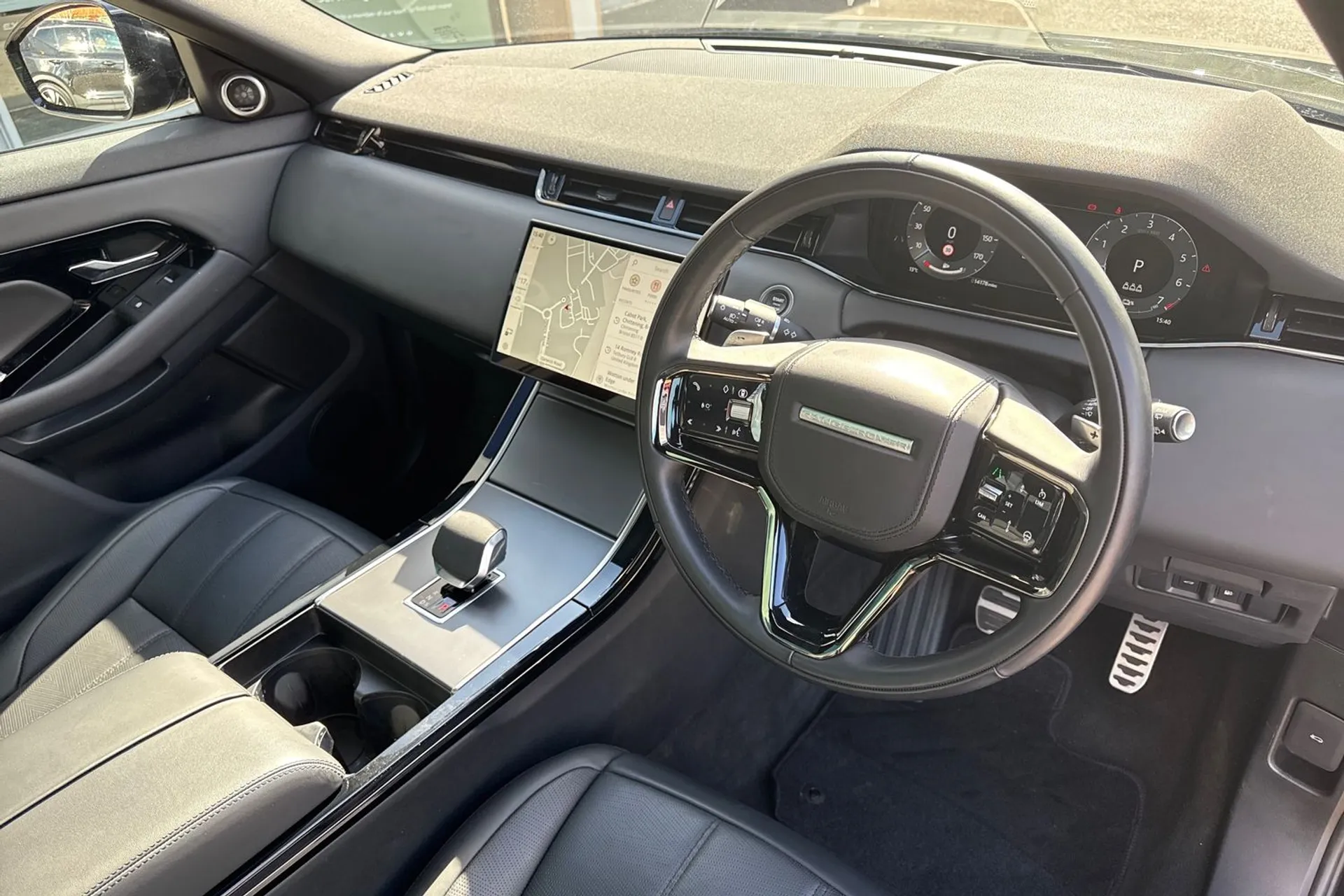 LAND ROVER RANGE ROVER EVOQUE thumbnail image number 6