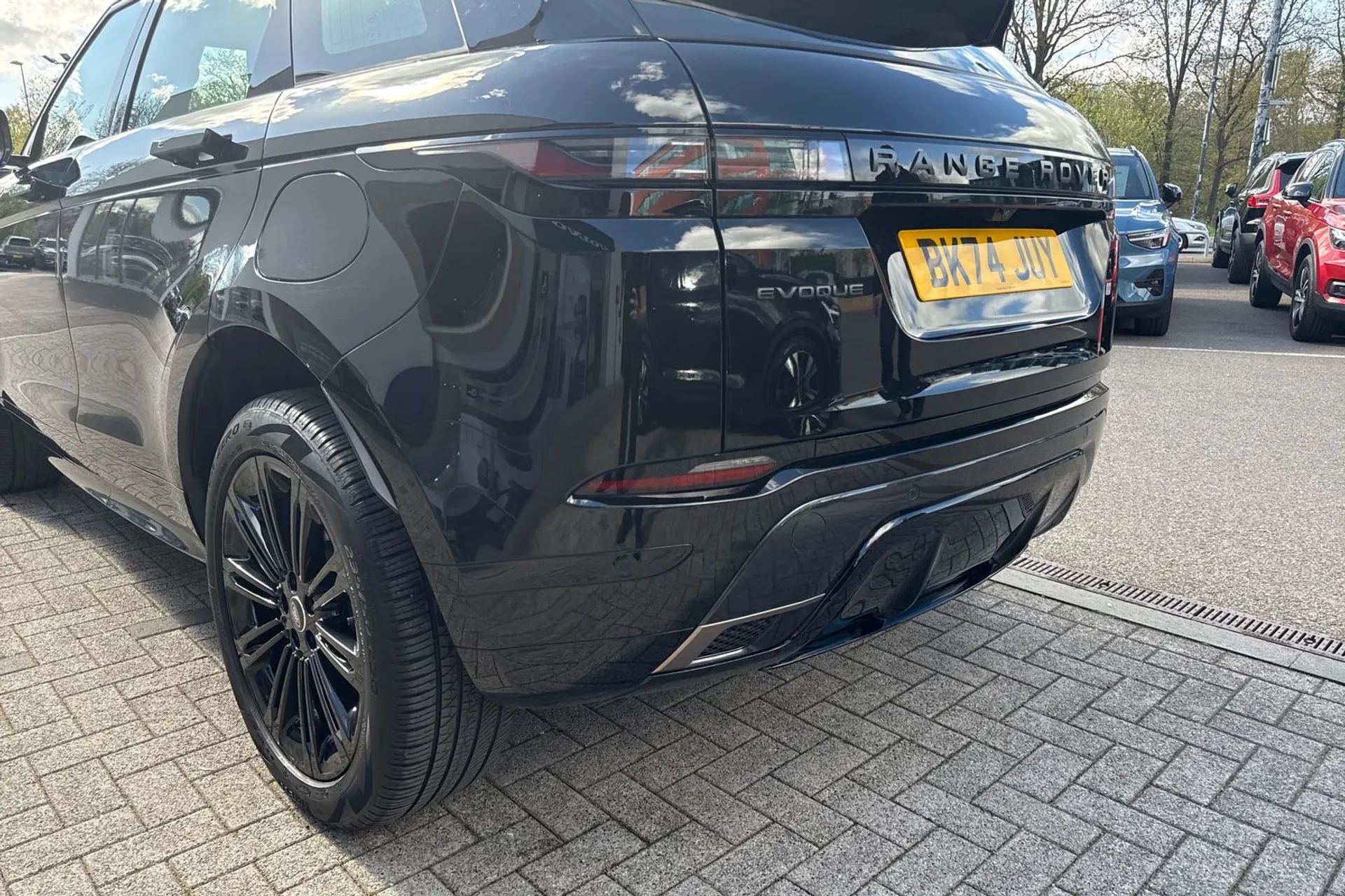 LAND ROVER RANGE ROVER EVOQUE thumbnail image number 18