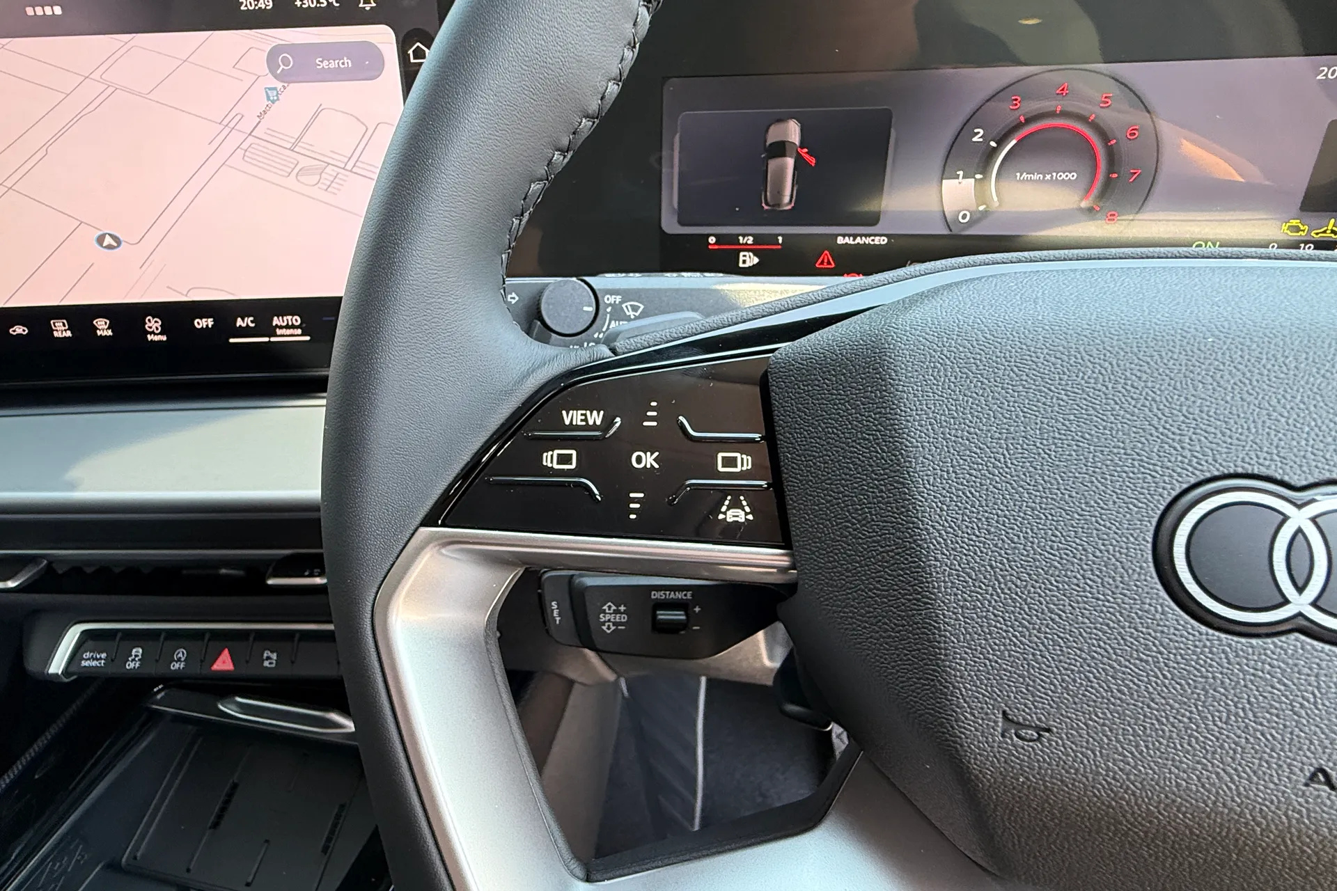 Audi Q3 thumbnail image number 34