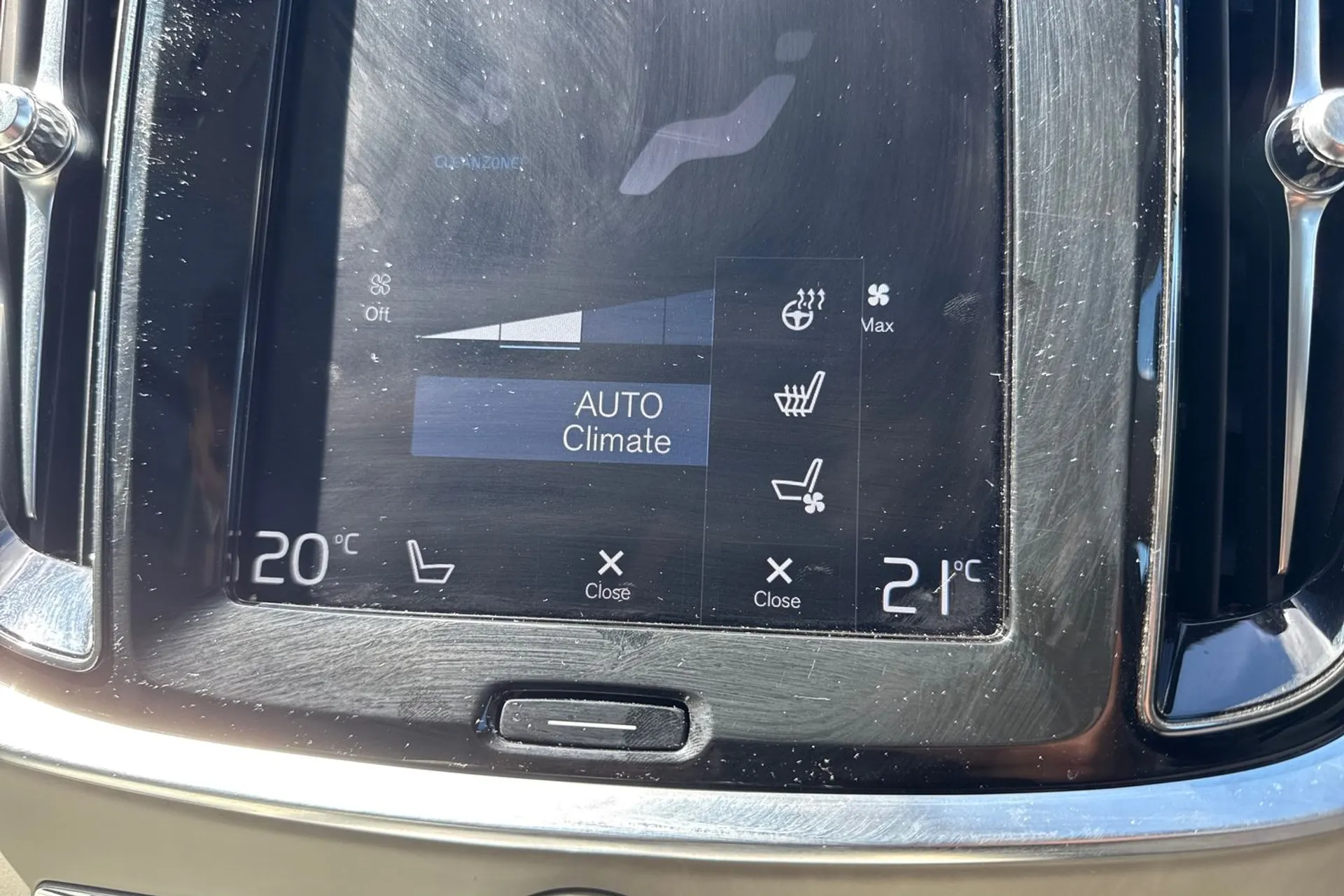 Volvo V60 thumbnail image number 40