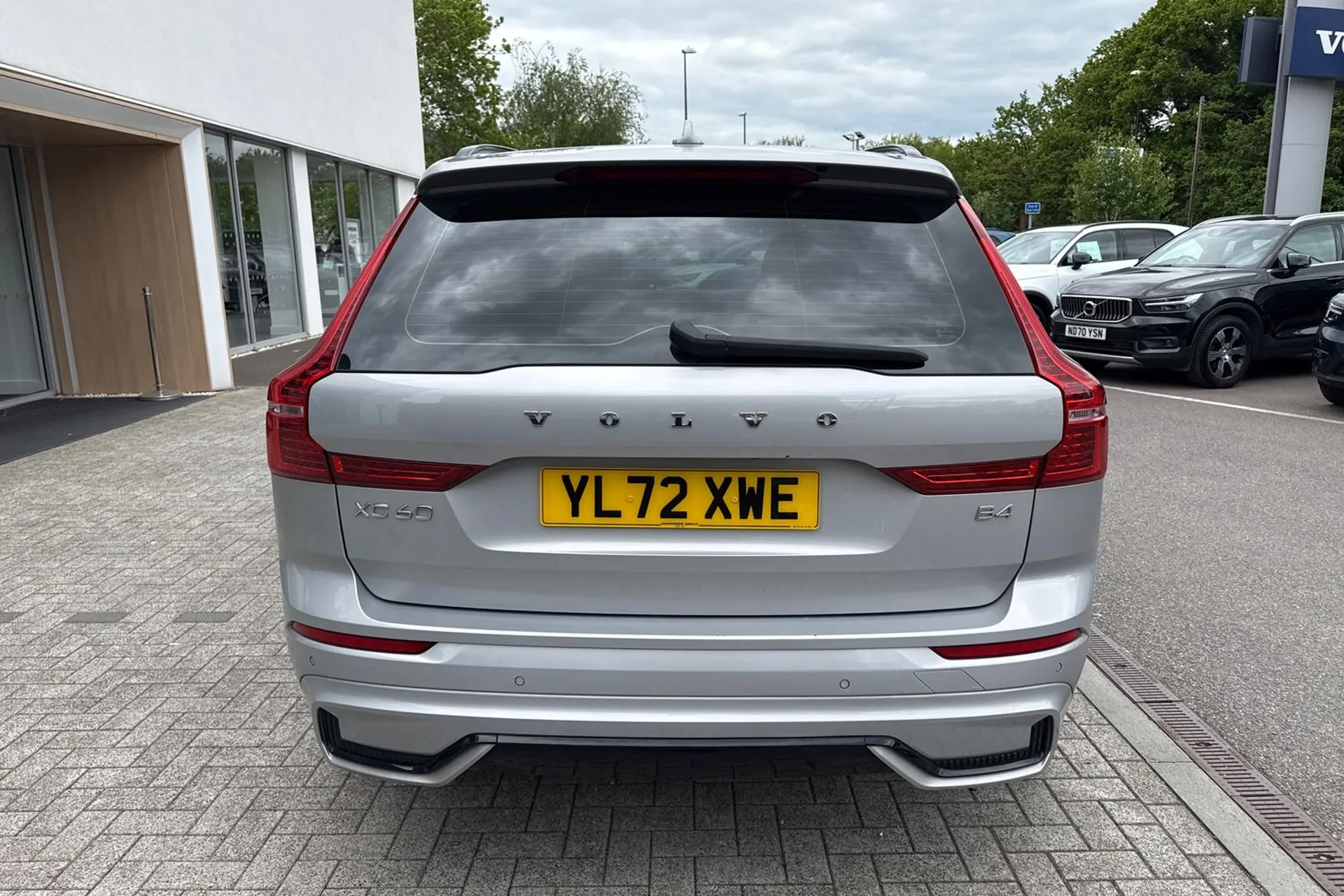Volvo XC60 thumbnail image number 8