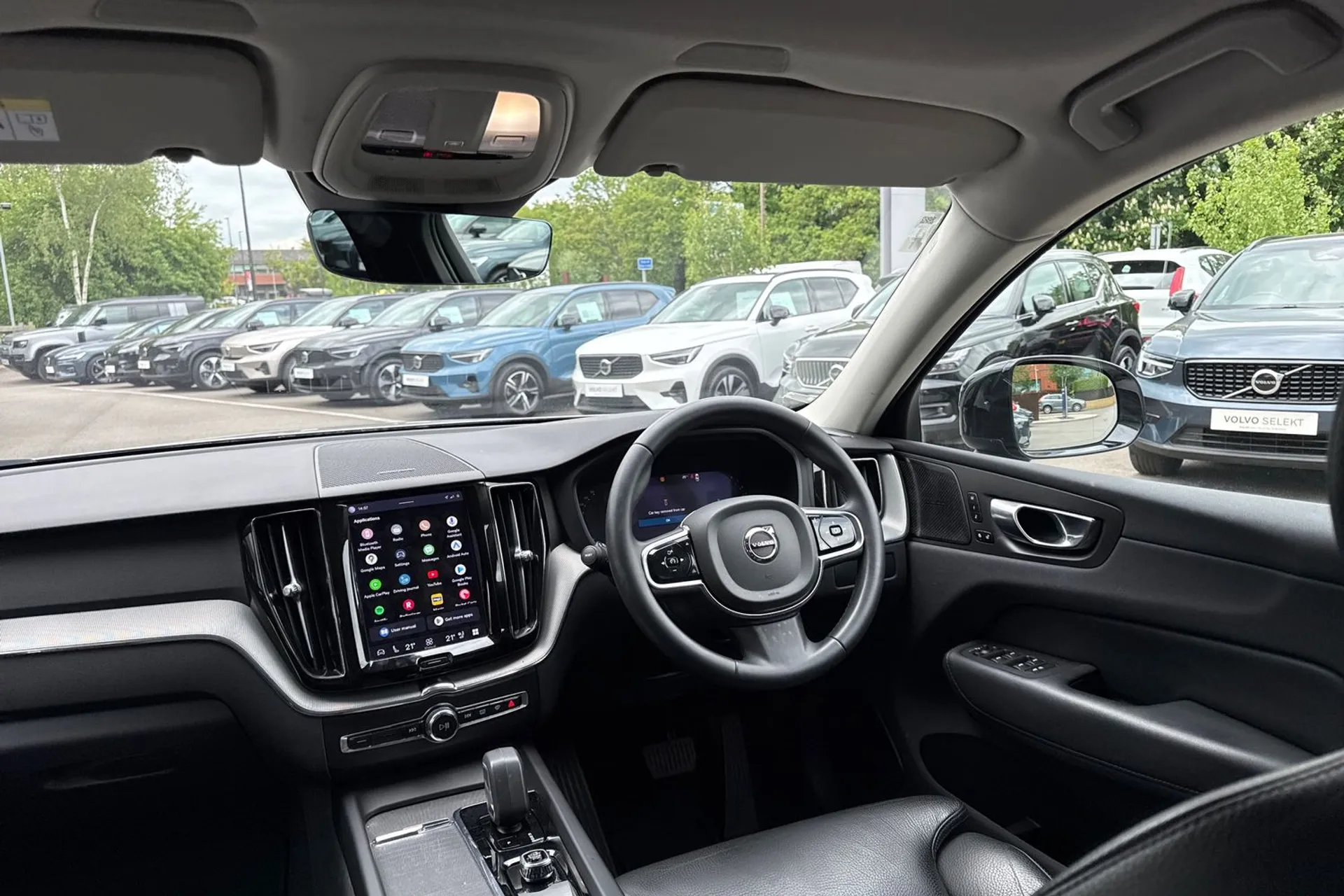 Volvo XC60 thumbnail image number 32