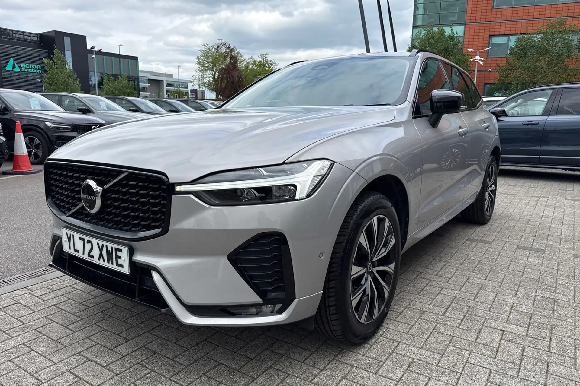Volvo XC60 thumbnail image number 11