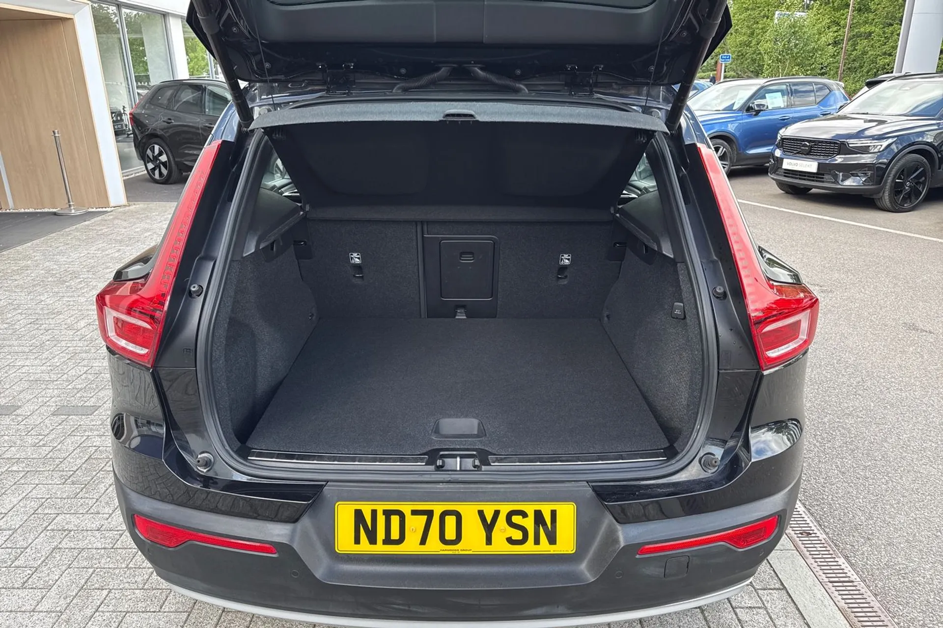 Volvo XC40 thumbnail image number 20