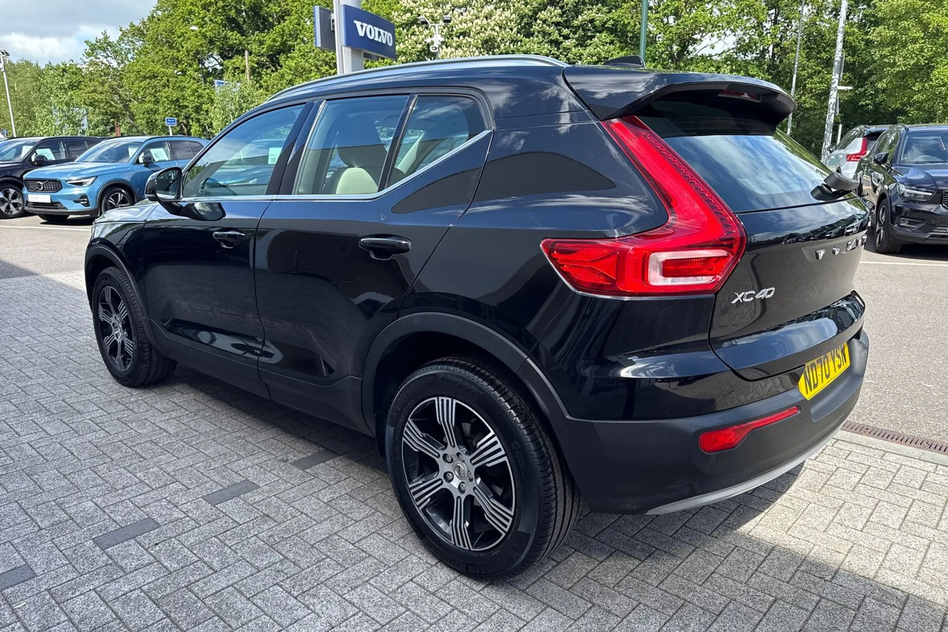 Volvo XC40 thumbnail image number 10