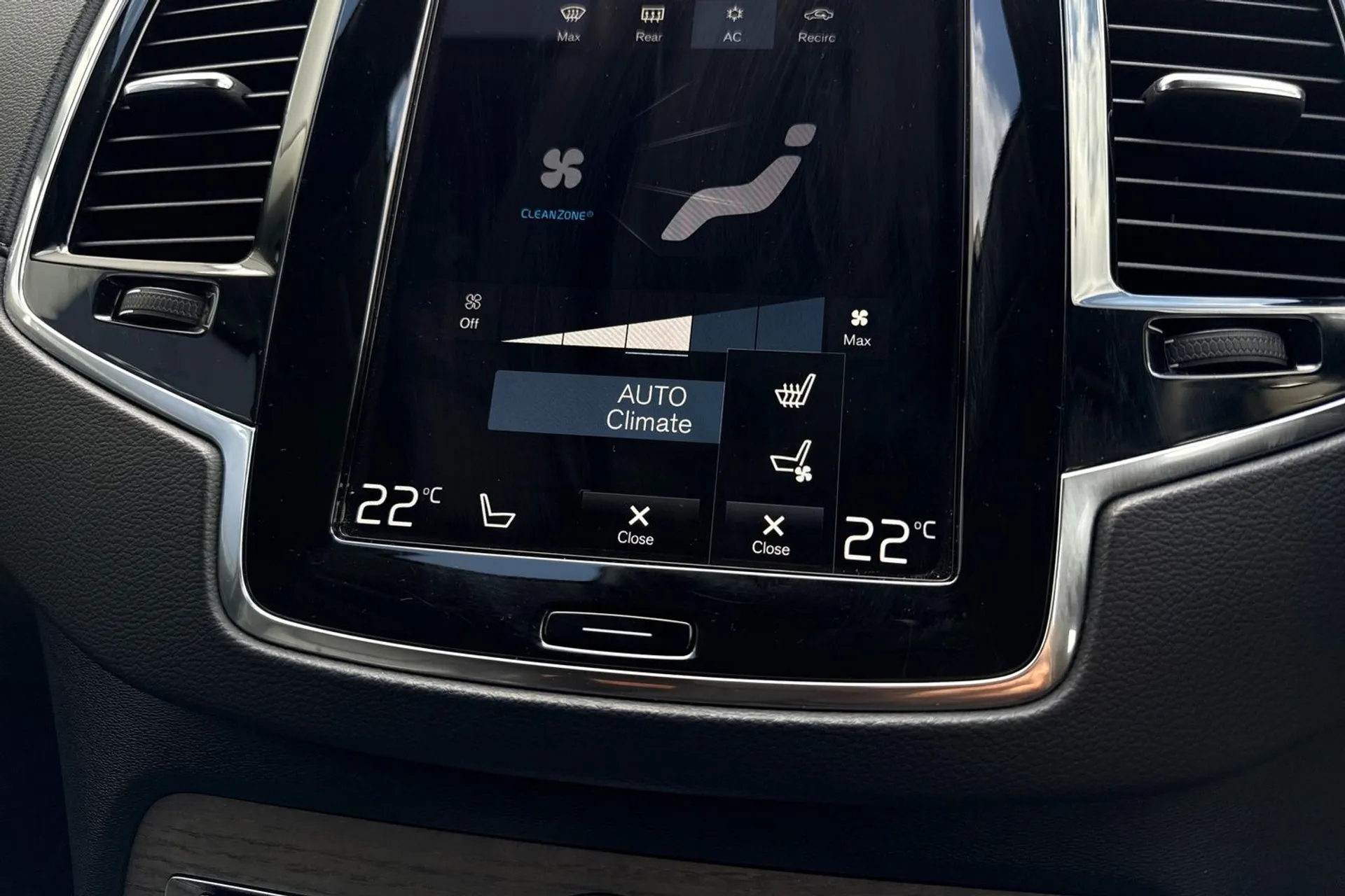 Volvo XC90 thumbnail image number 42
