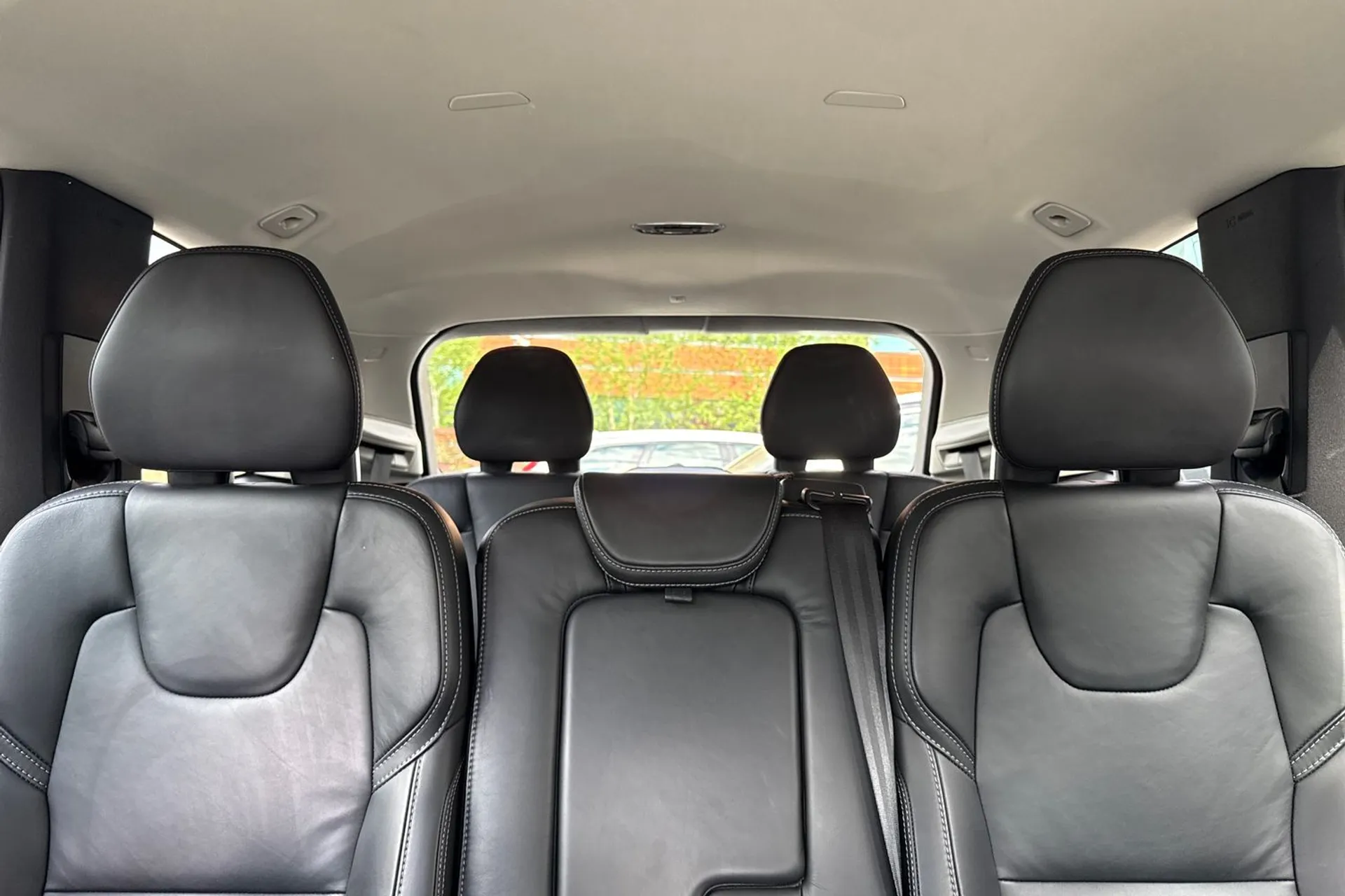 Volvo XC90 thumbnail image number 7