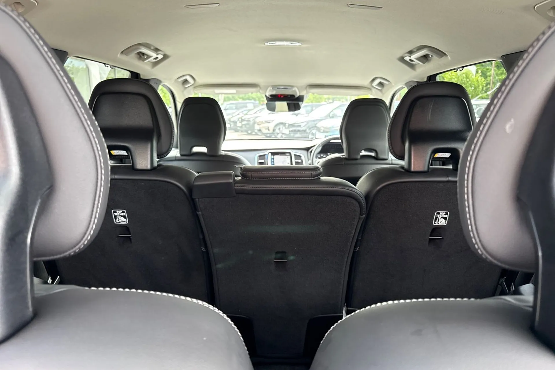 Volvo XC90 thumbnail image number 24