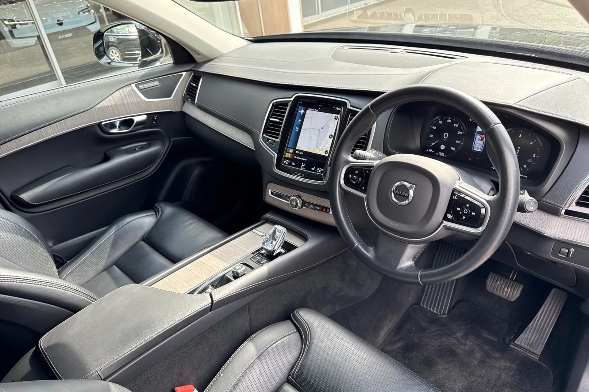 Volvo XC90 thumbnail image number 6