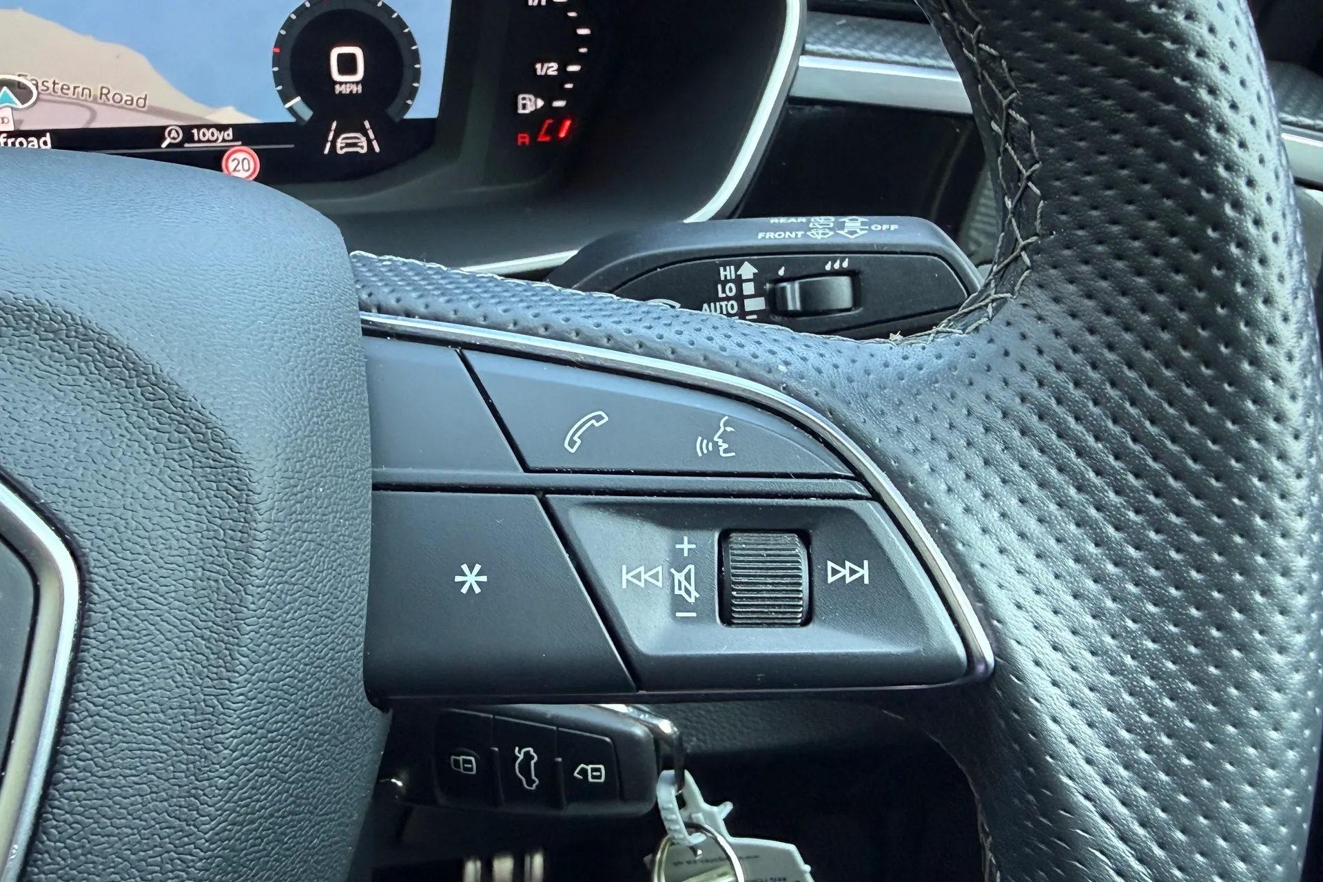 Audi Q3 thumbnail image number 45