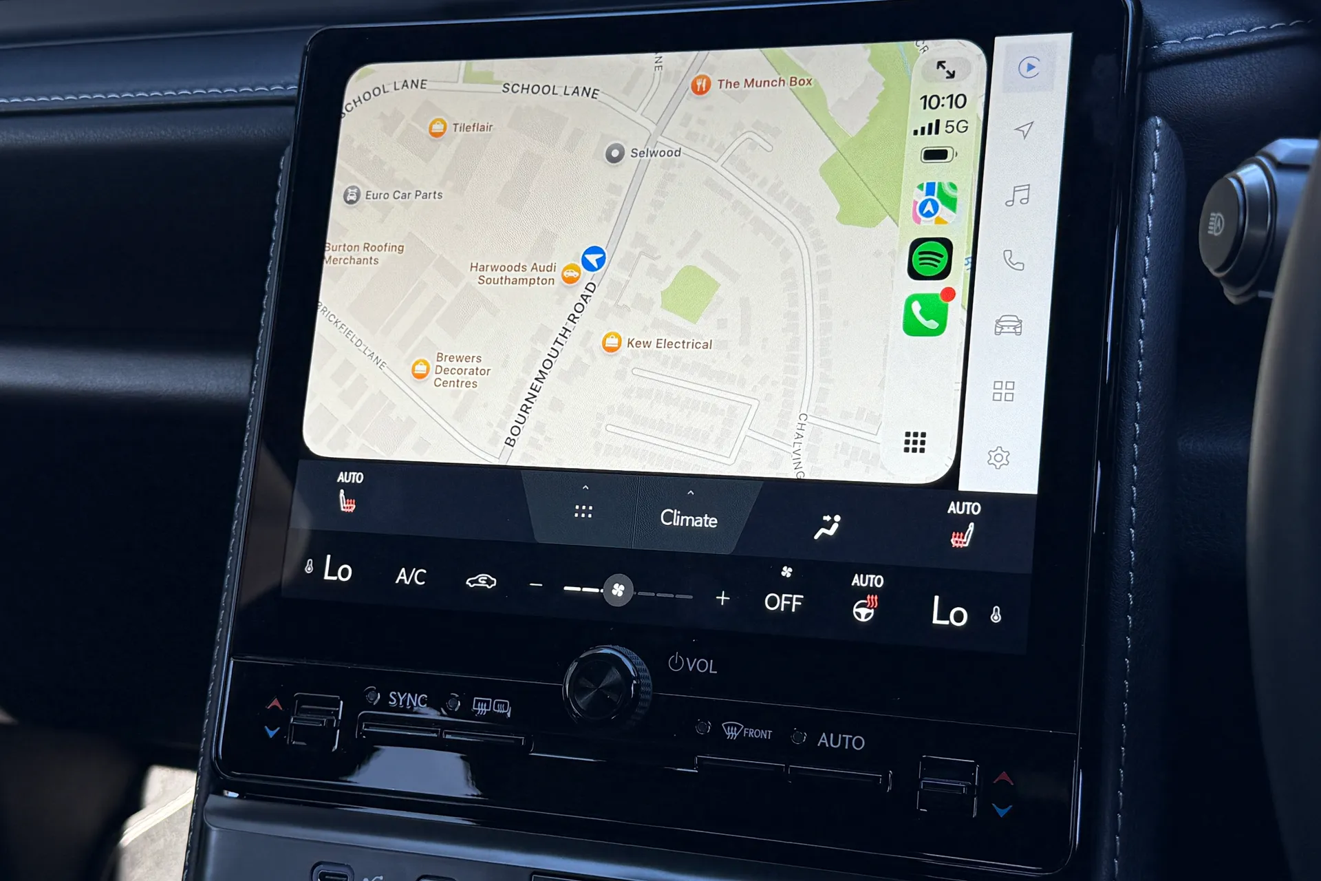 LEXUS LBX thumbnail image number 6