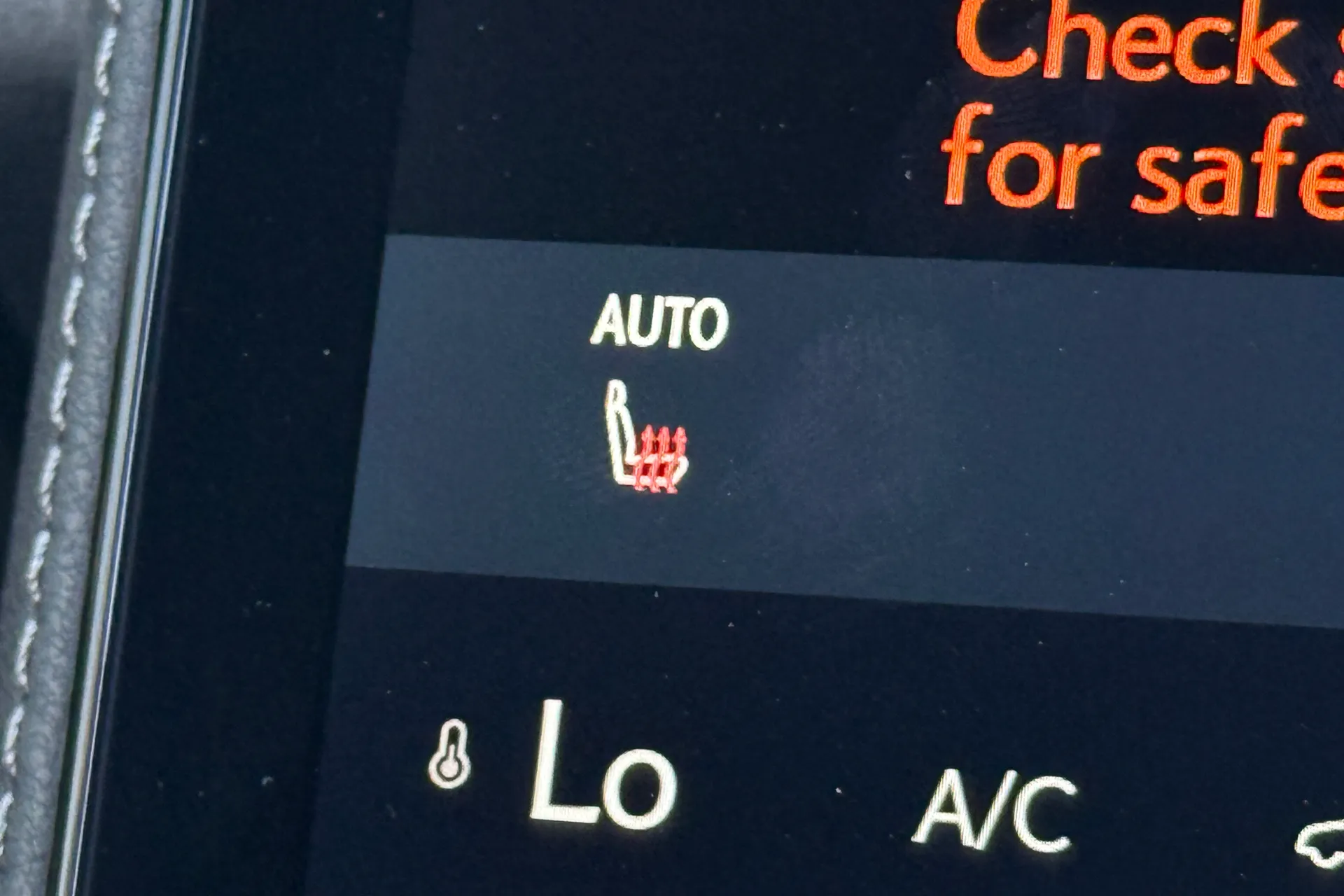 LEXUS LBX thumbnail image number 8