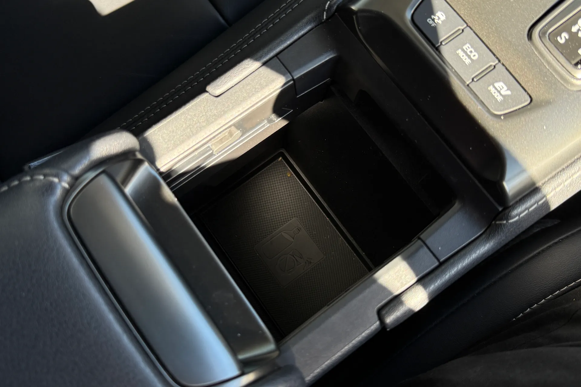 LEXUS LBX thumbnail image number 64