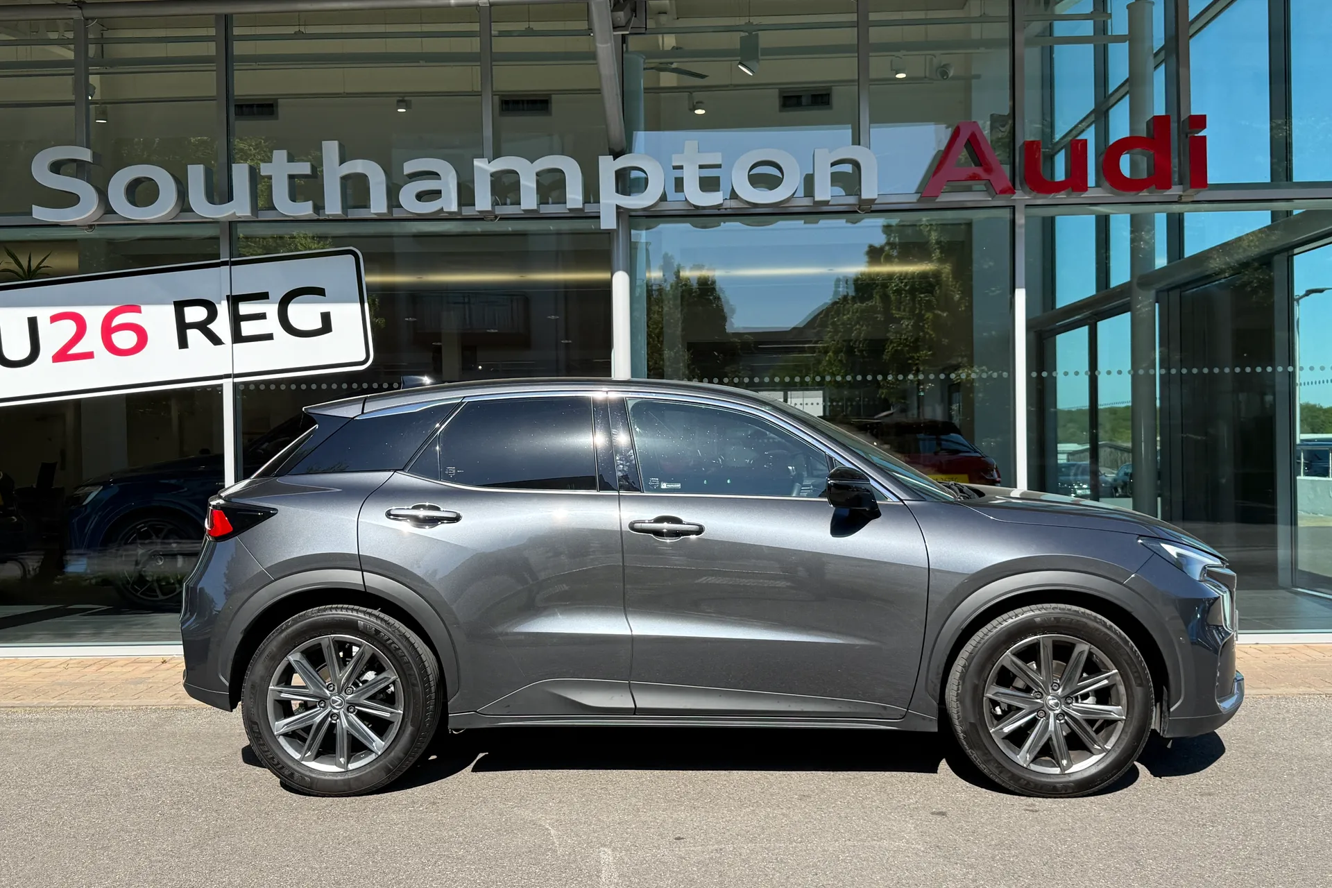 LEXUS LBX thumbnail image number 2