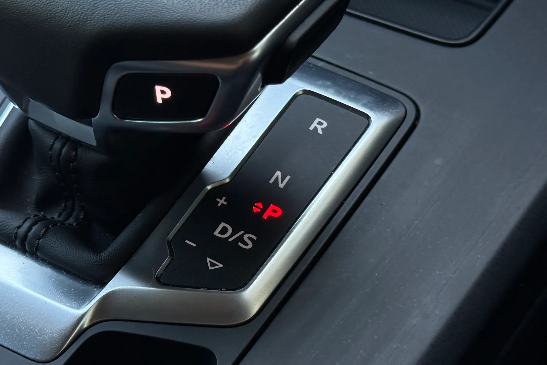 Audi Q5 thumbnail image number 27