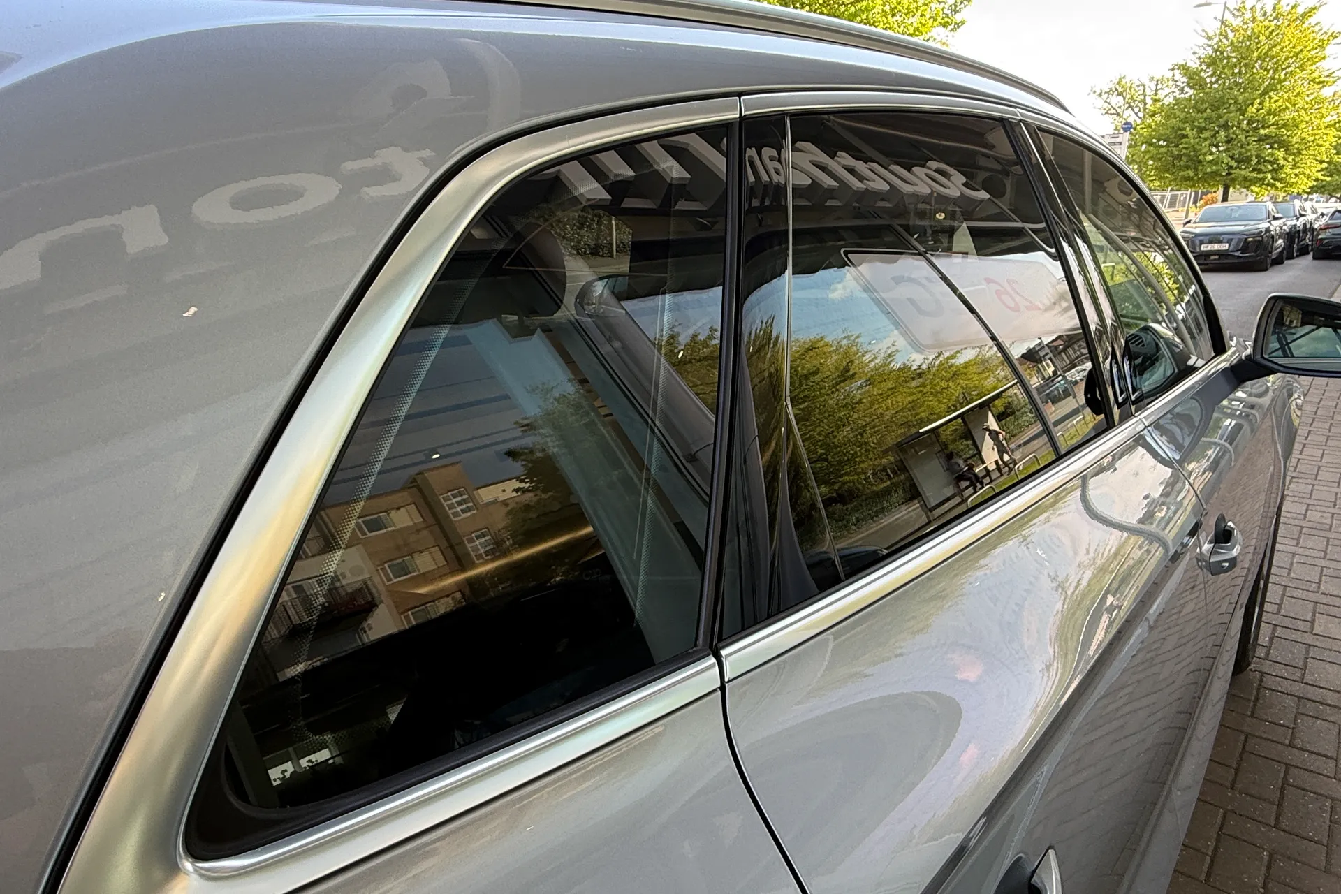 Audi Q5 thumbnail image number 36
