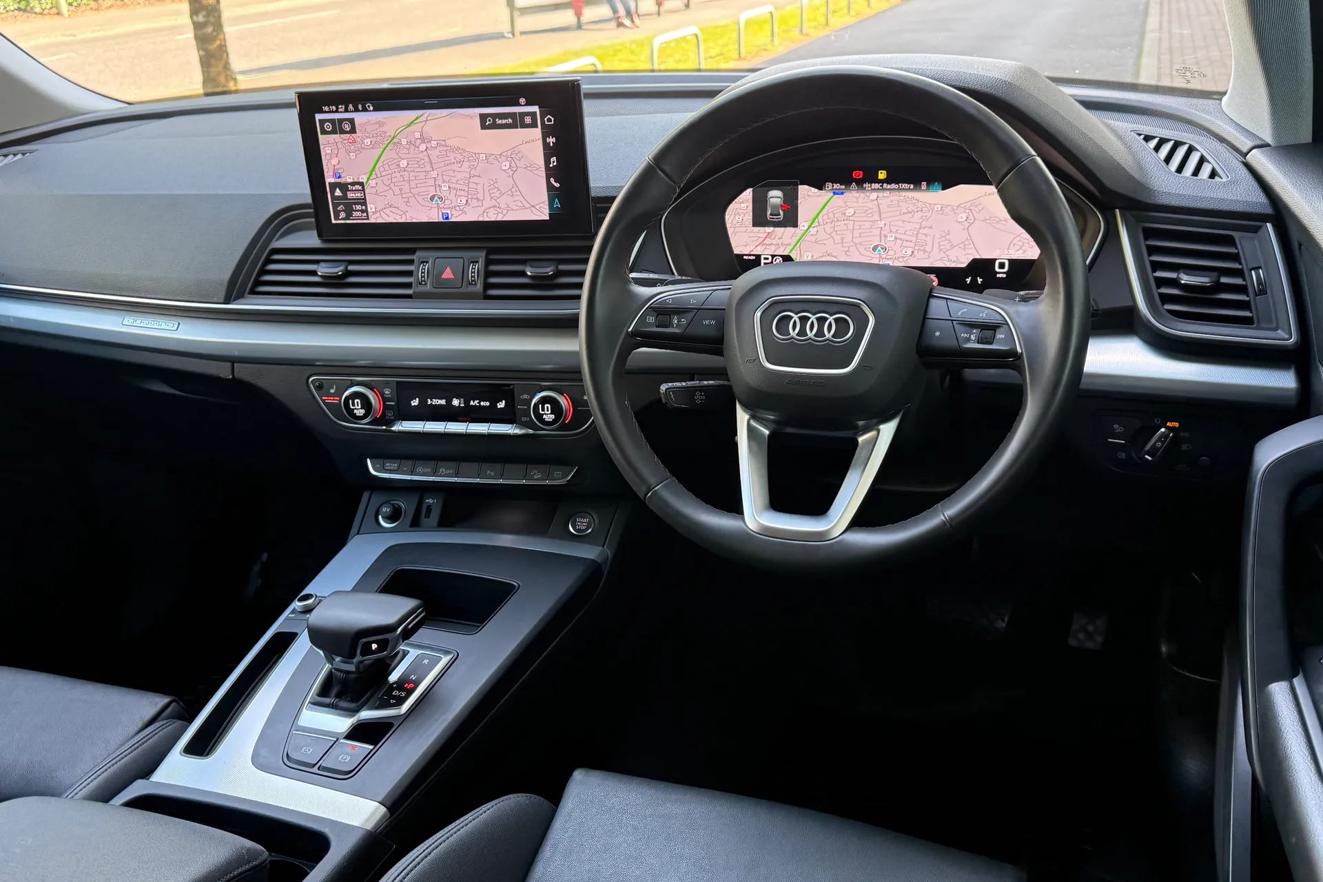 Audi Q5 thumbnail image number 37