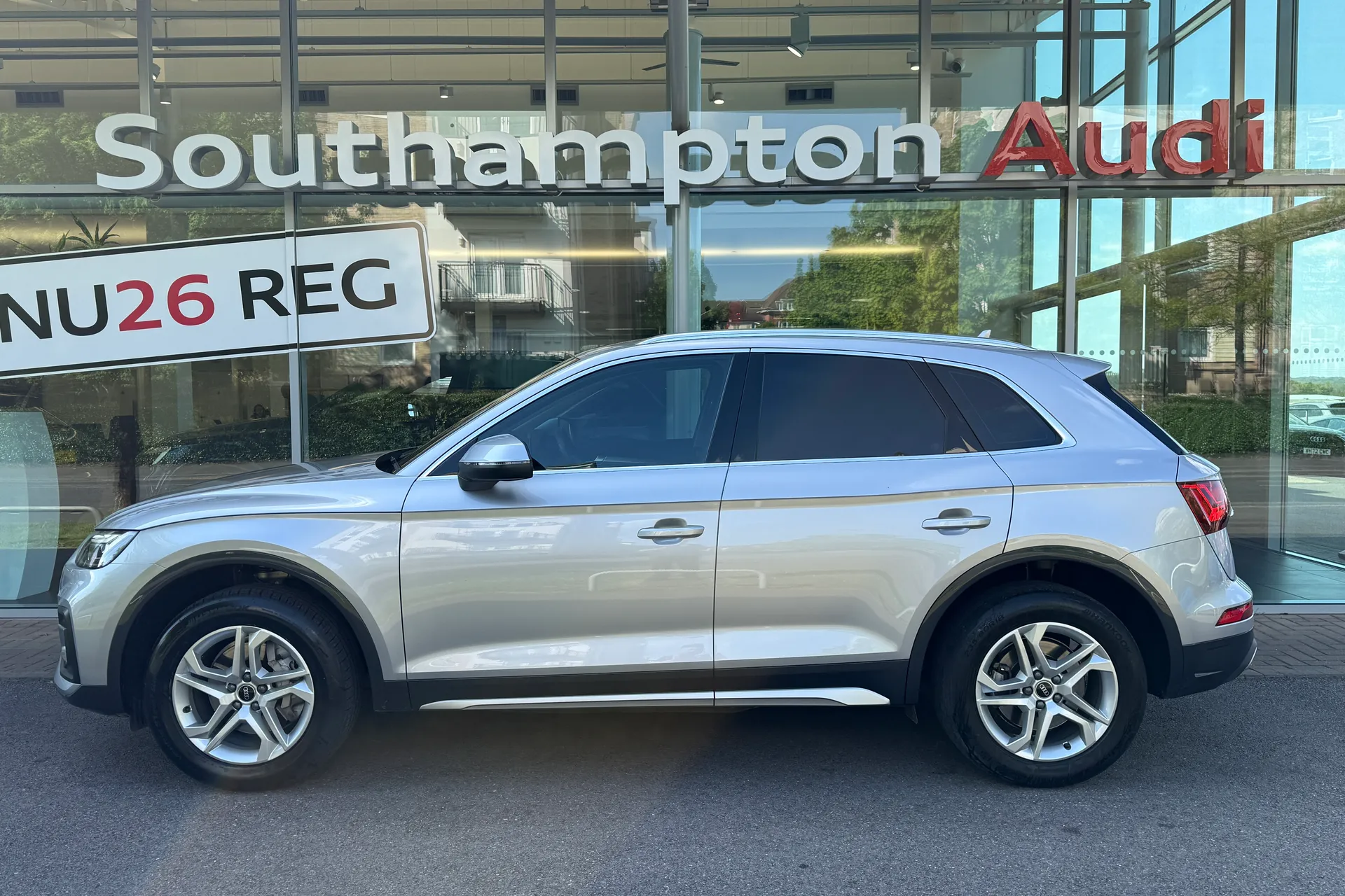 Audi Q5 thumbnail image number 54