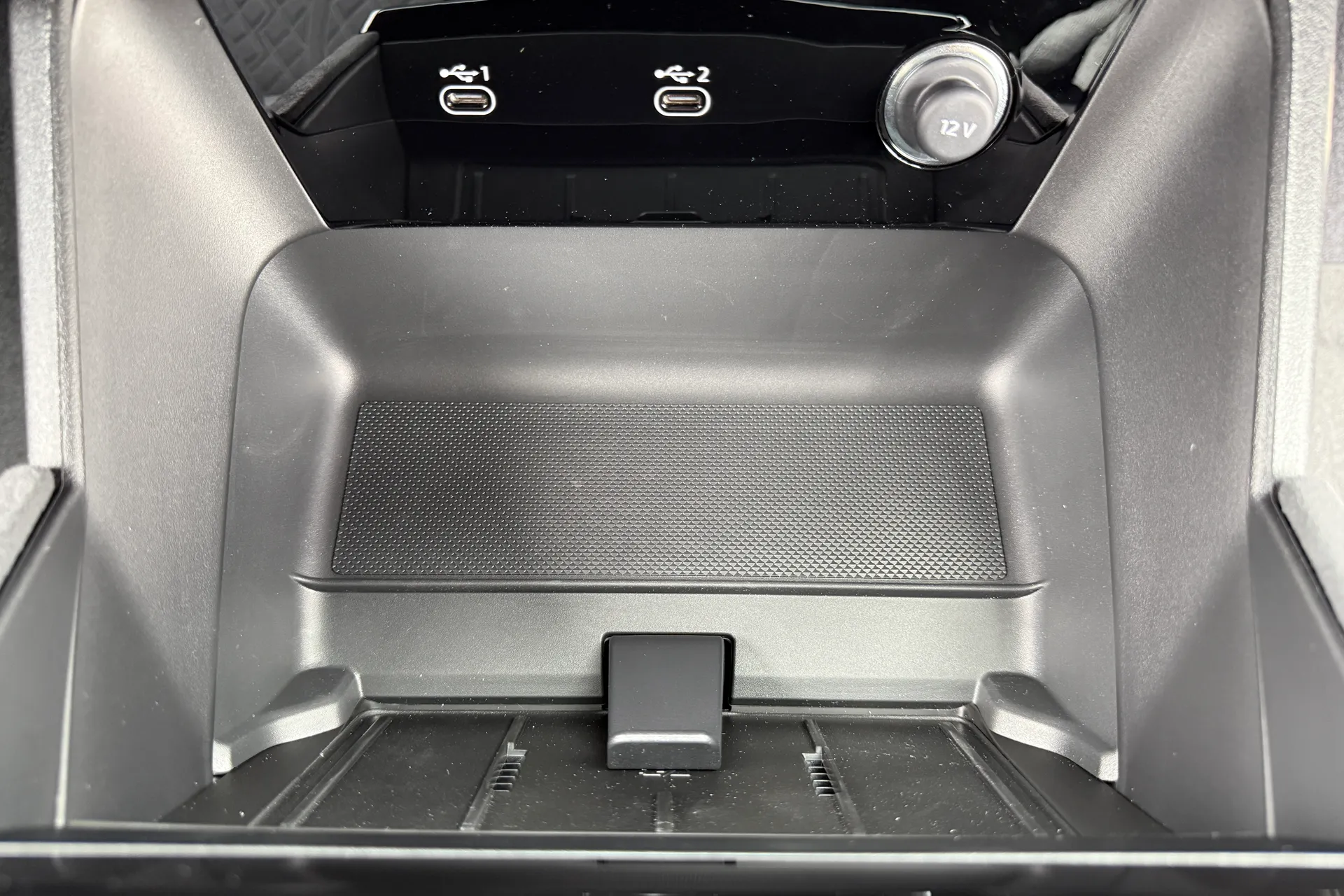 Audi Q6 thumbnail image number 22