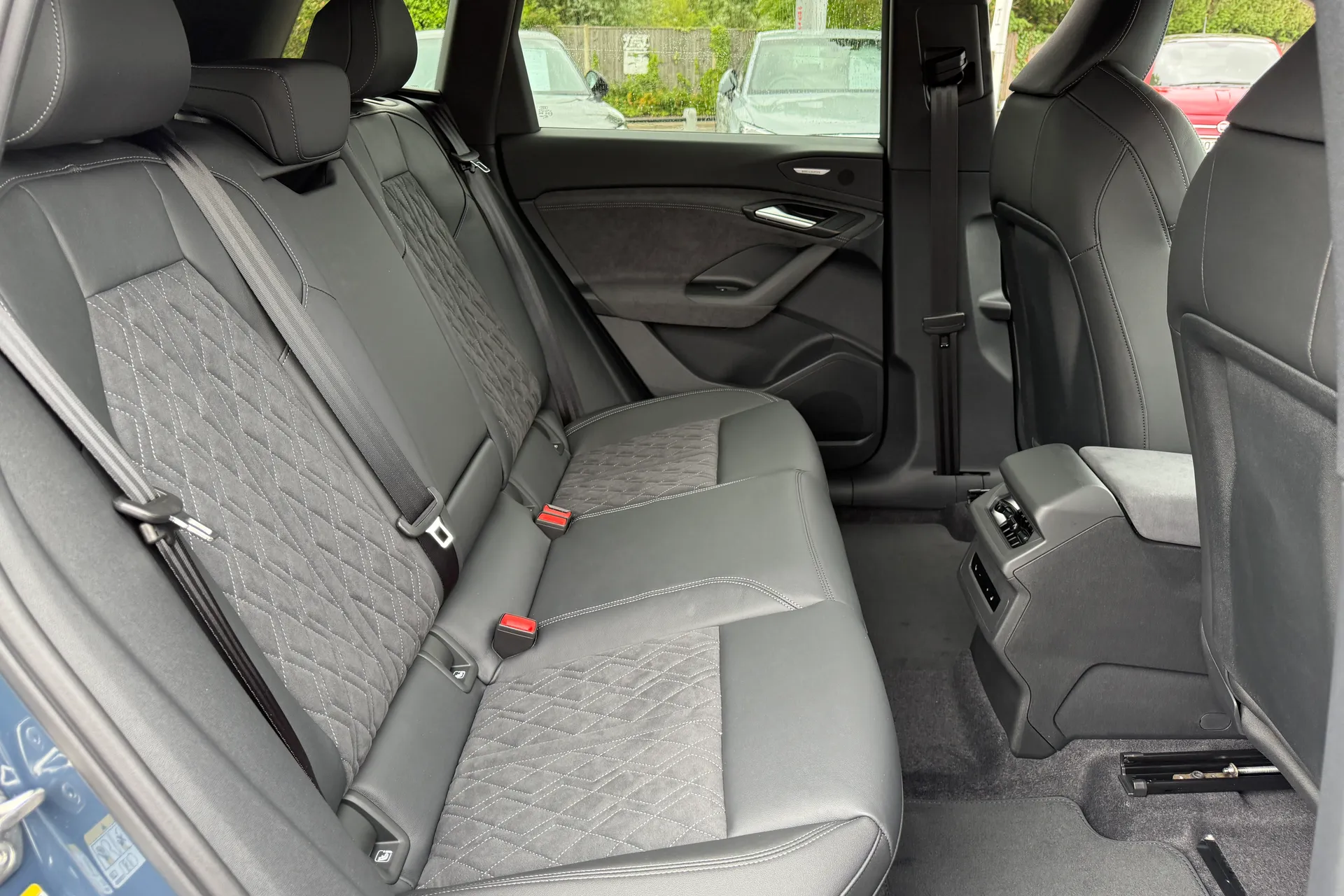 Audi Q6 thumbnail image number 54