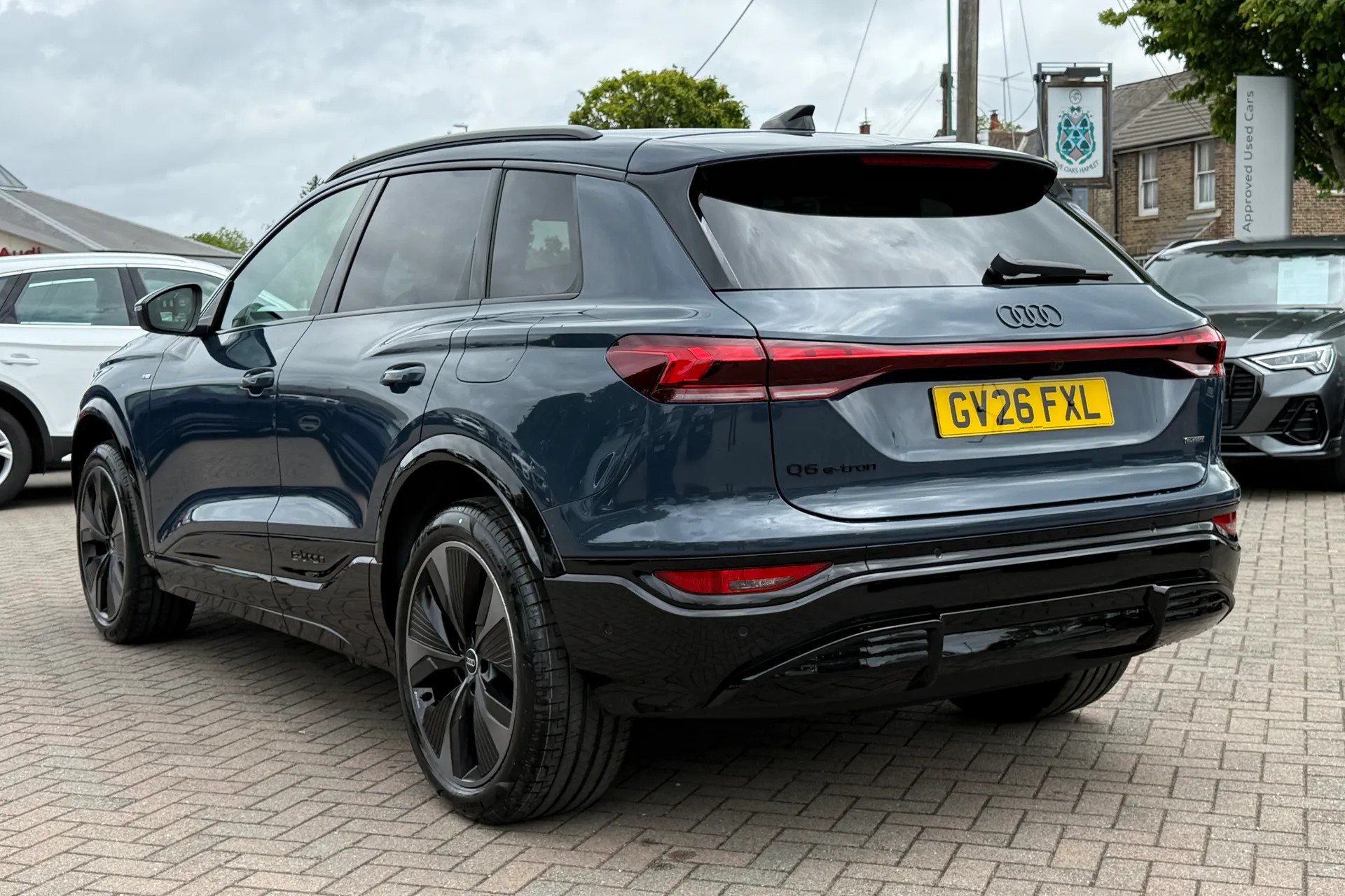Audi Q6 thumbnail image number 42